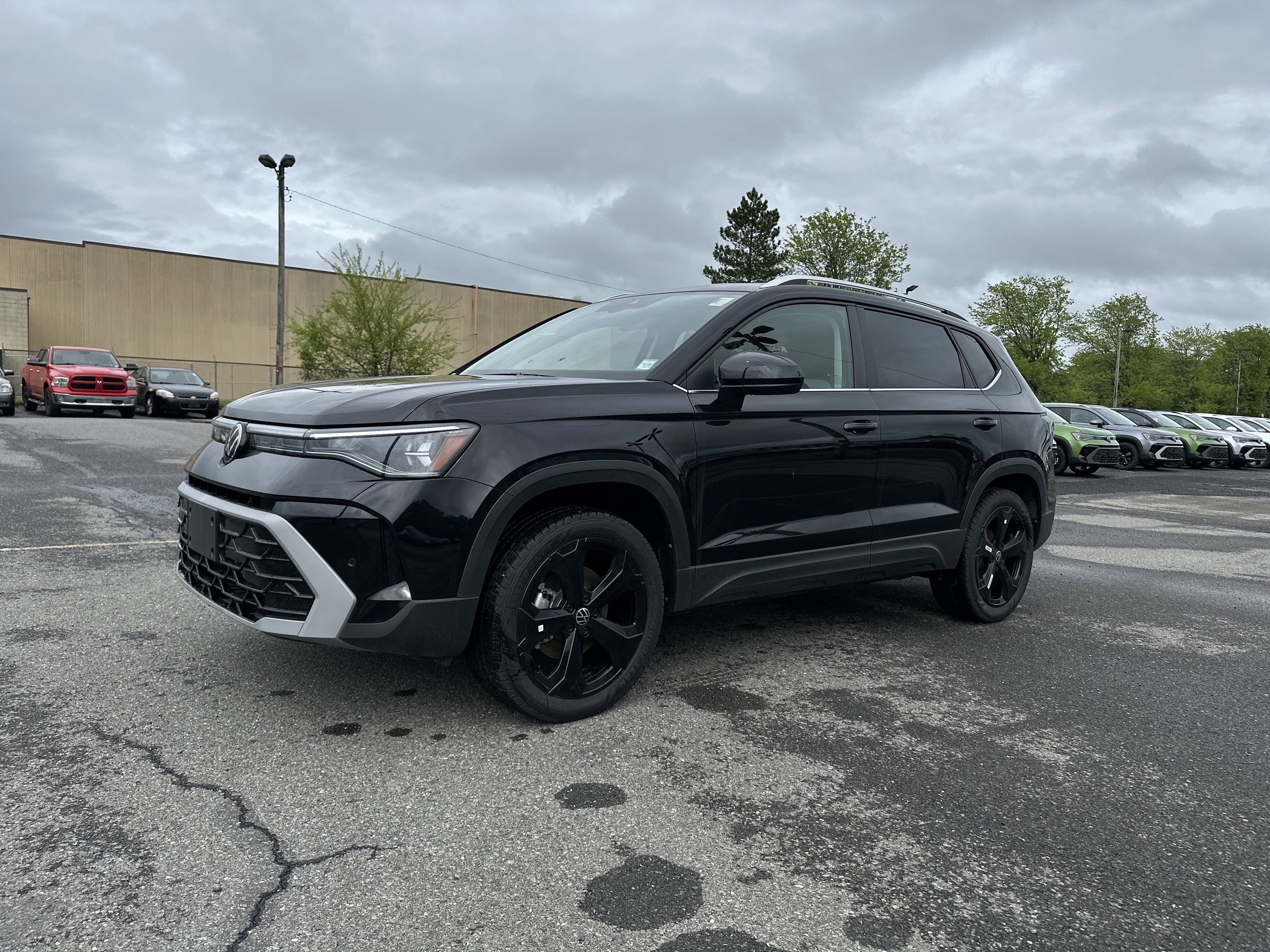 2025 Volkswagen Taos 1.5T SEL