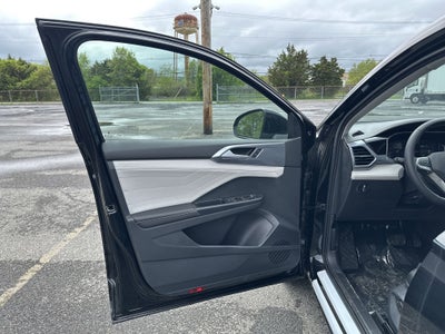 2025 Volkswagen Taos 1.5T SEL