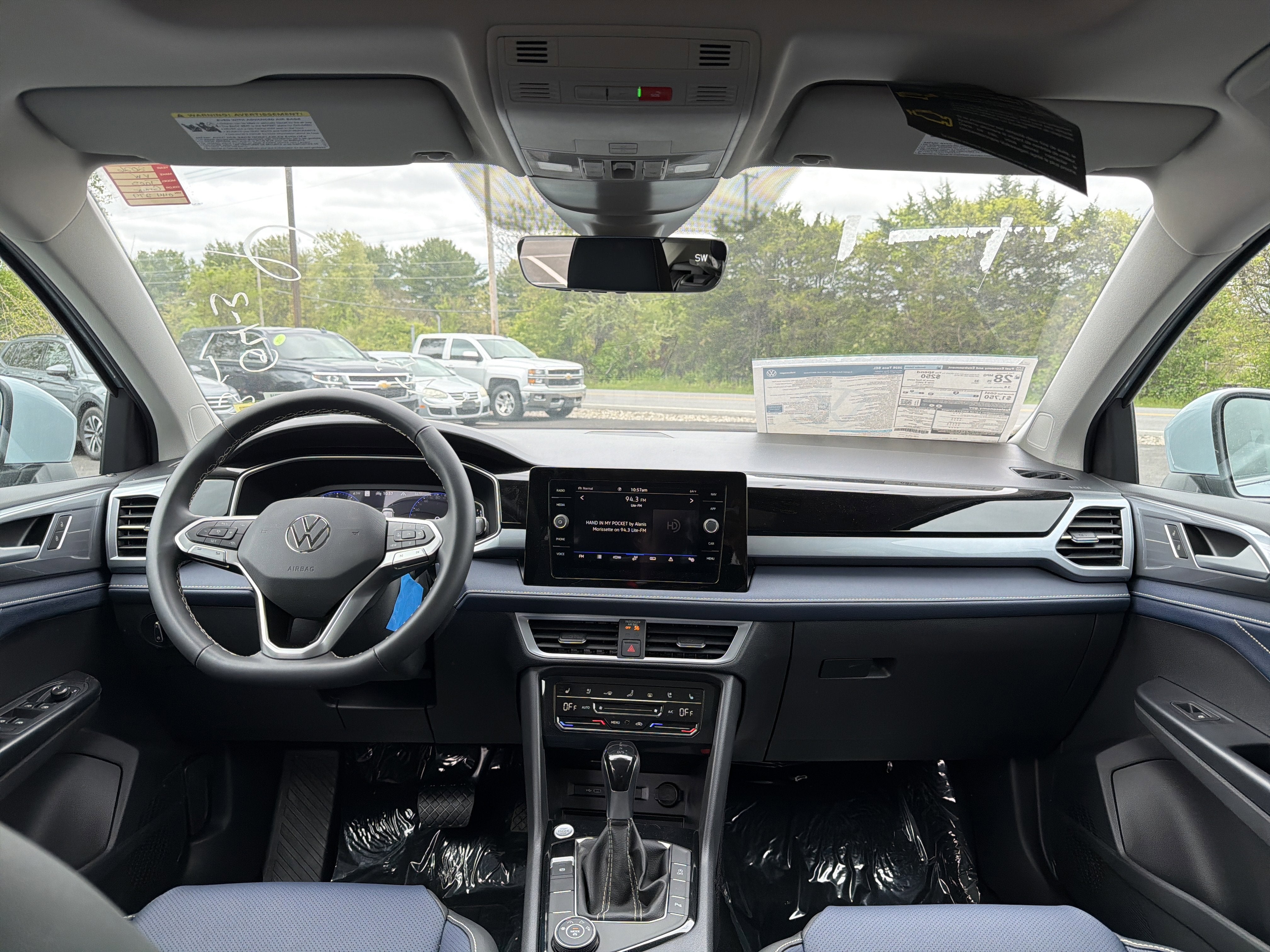 2026 Volkswagen Taos 1.5T SEL