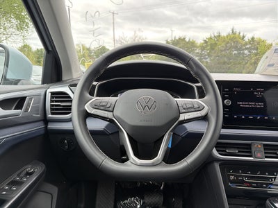 2026 Volkswagen Taos 1.5T SEL