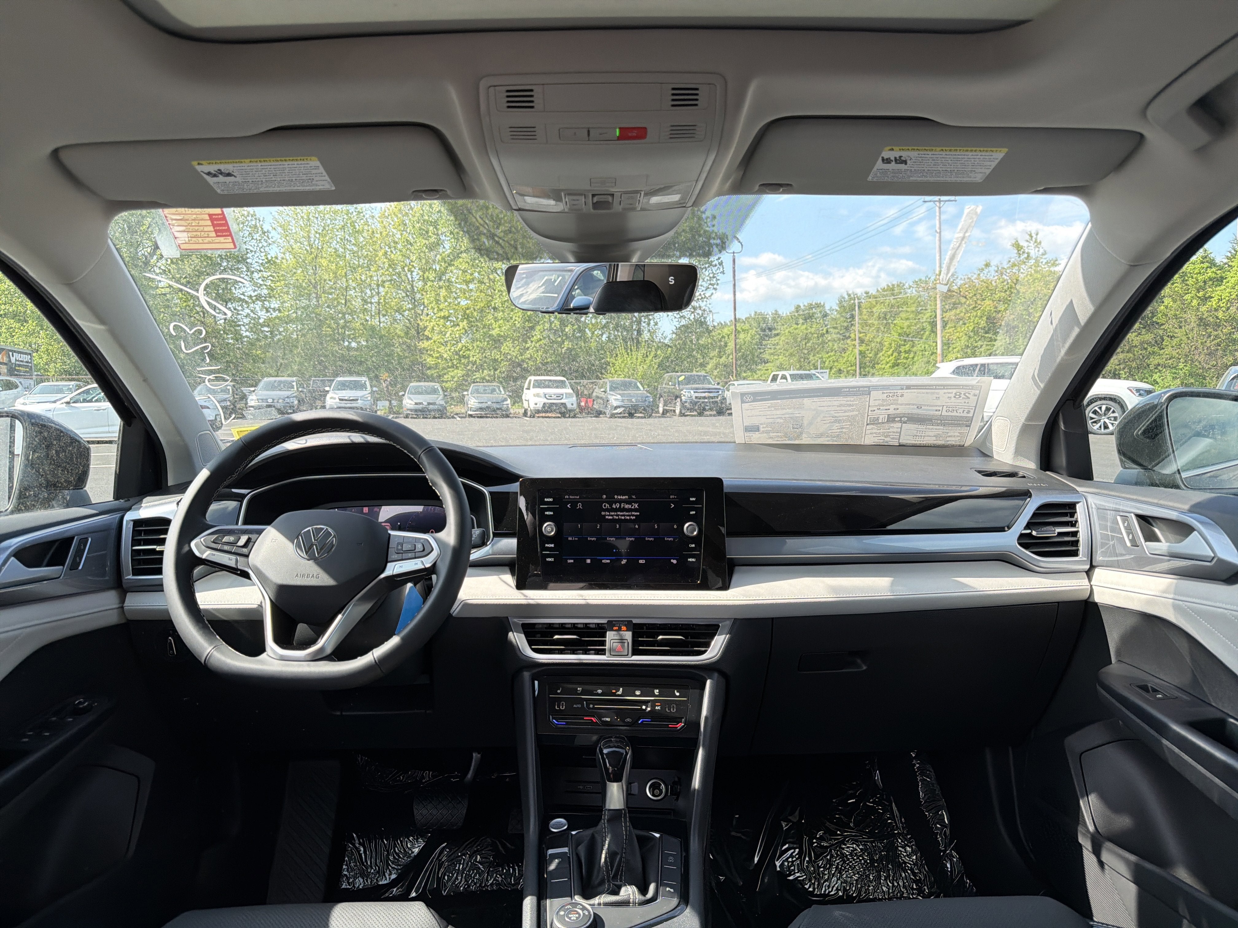 2026 Volkswagen Taos 1.5T SEL