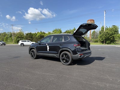 2026 Volkswagen Taos 1.5T SEL