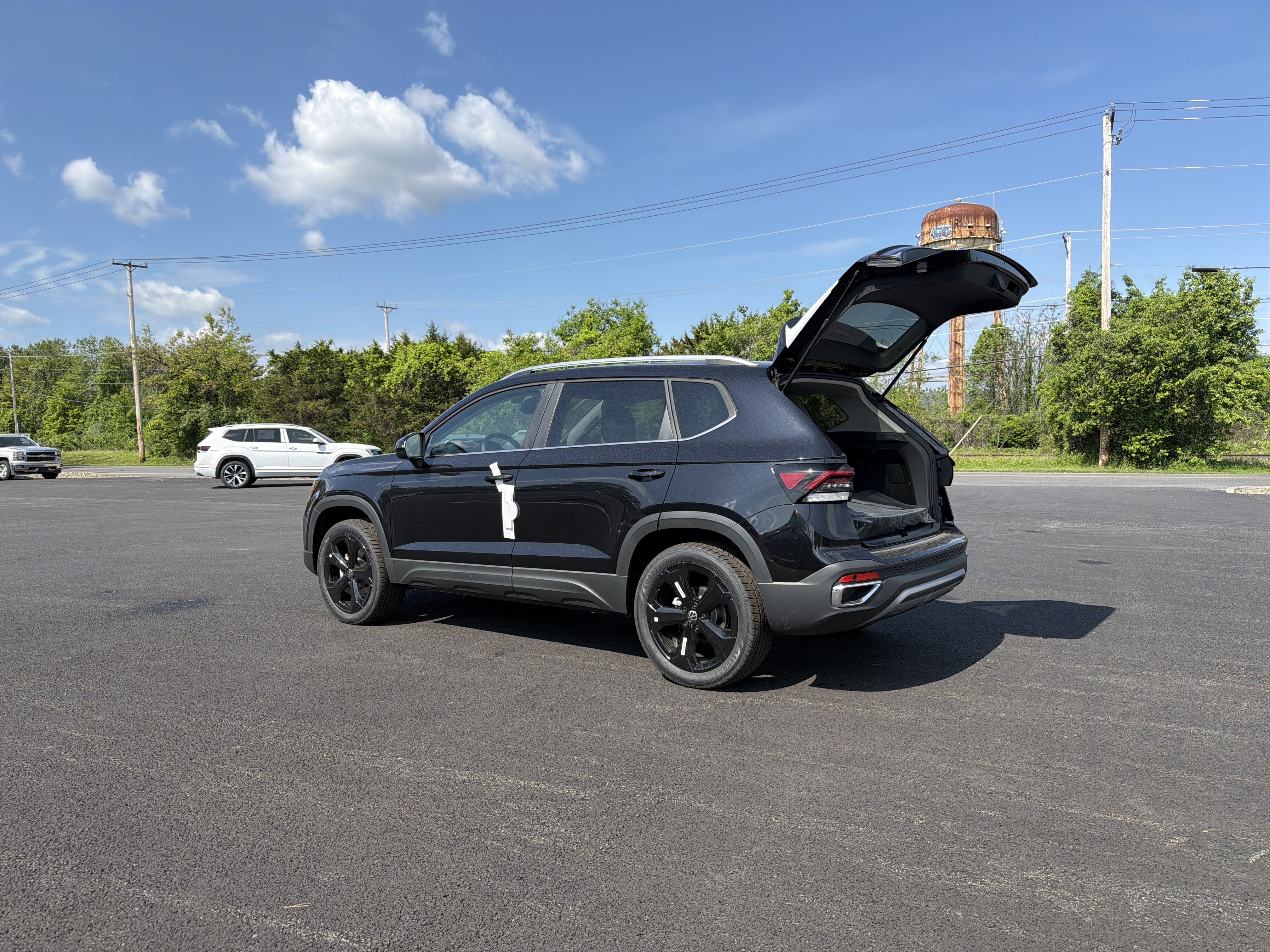 2026 Volkswagen Taos 1.5T SEL