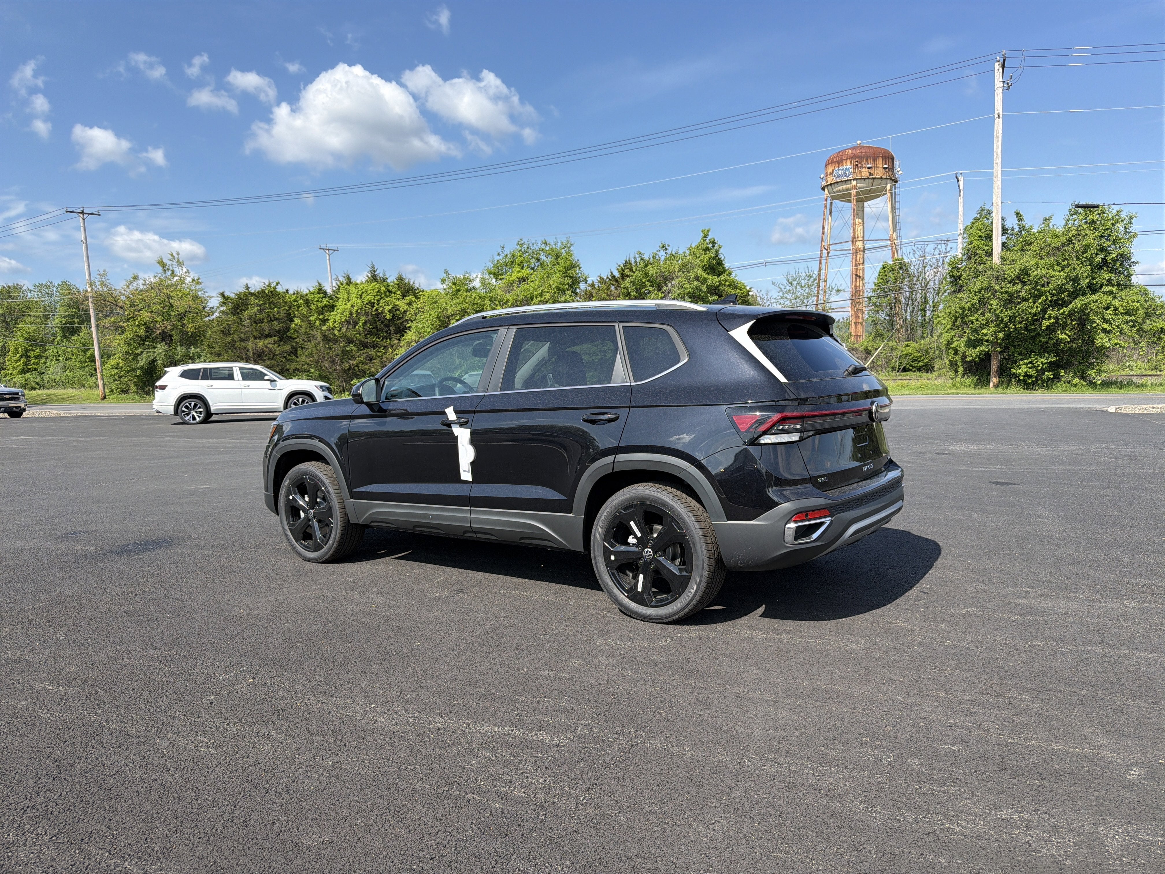 2026 Volkswagen Taos 1.5T SEL
