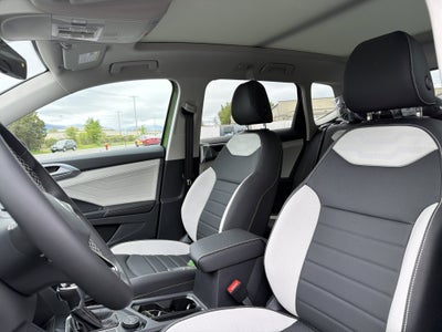 2026 Volkswagen Taos 1.5T SEL