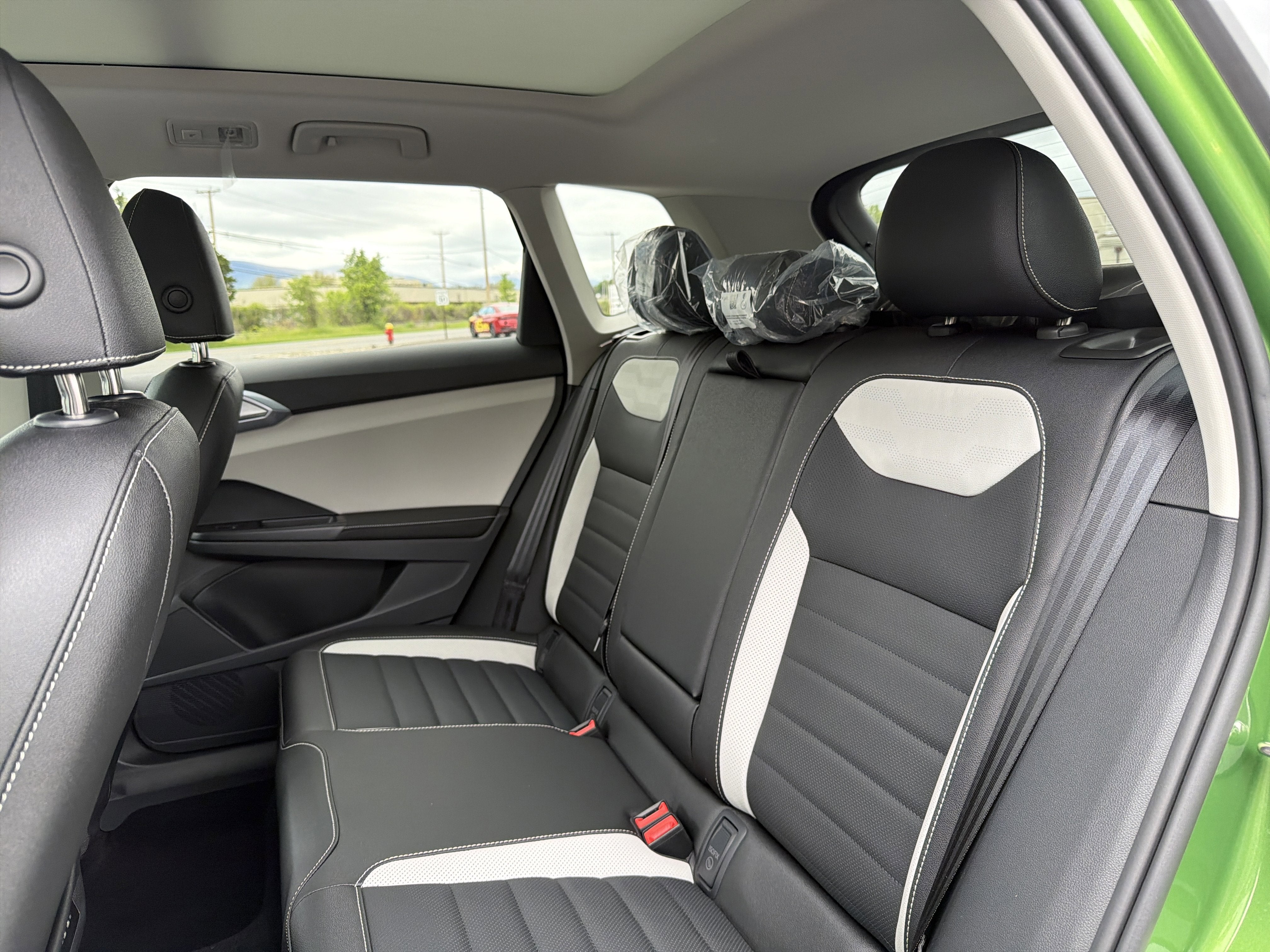 2026 Volkswagen Taos 1.5T SEL