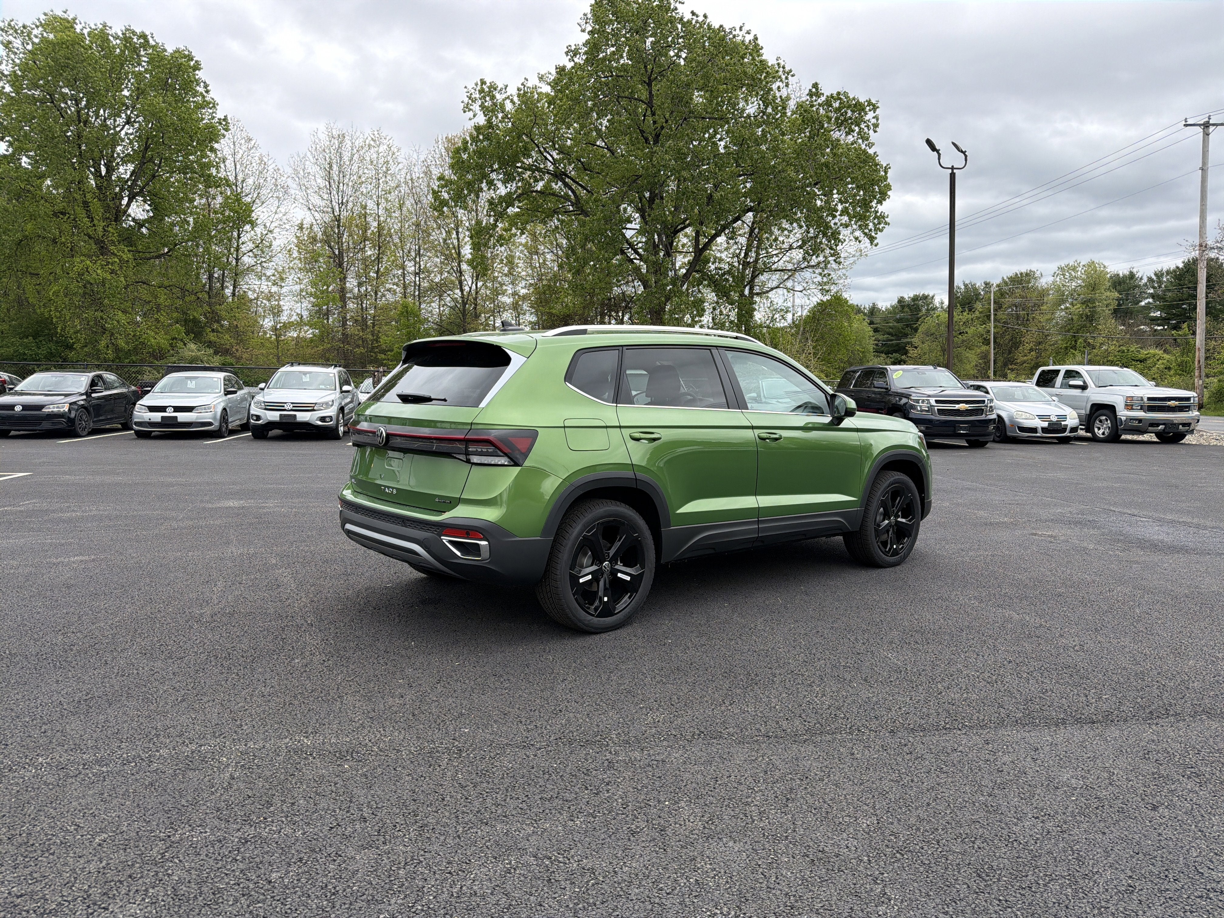 2026 Volkswagen Taos 1.5T SEL