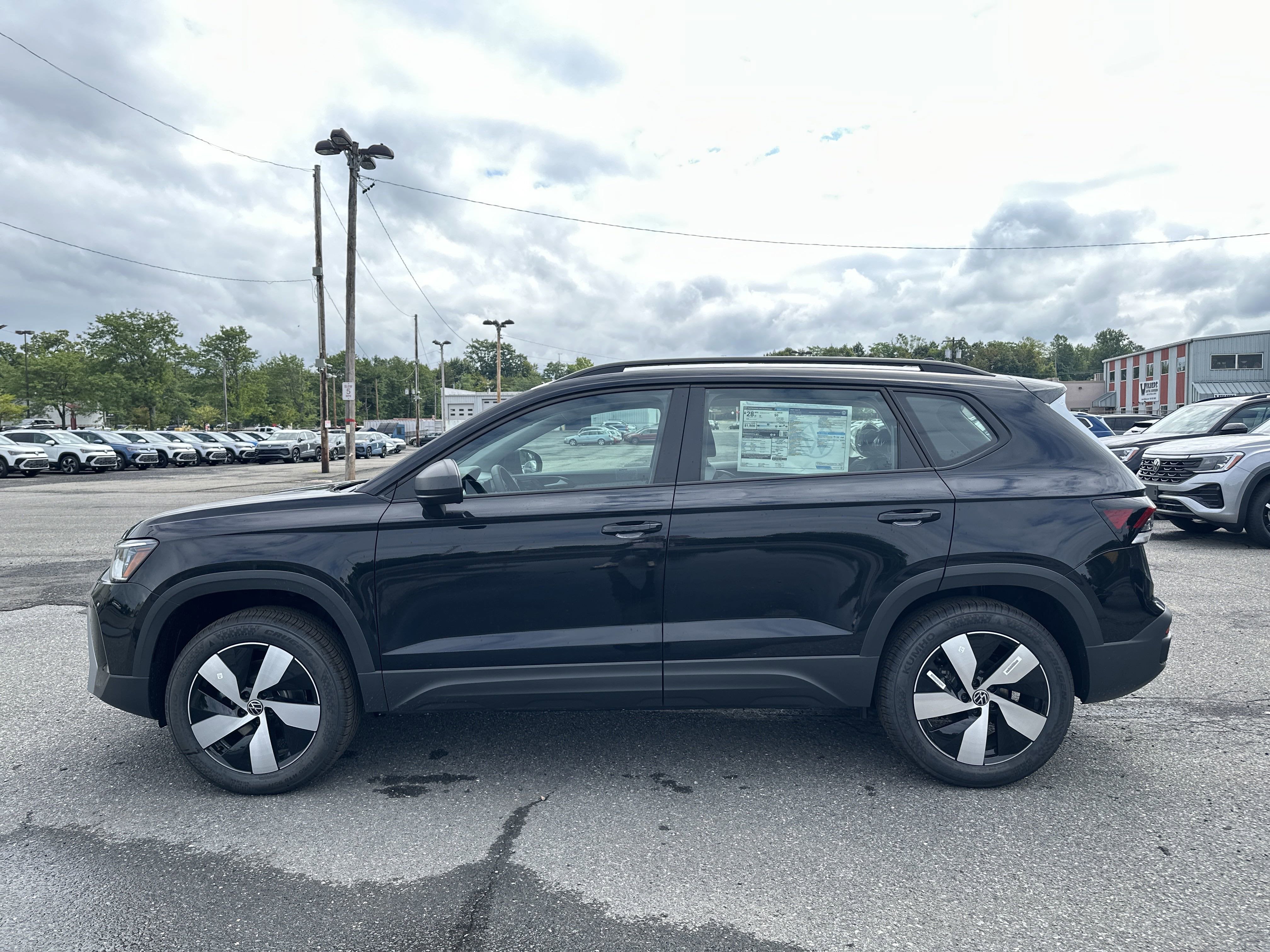 2025 Volkswagen Taos 1.5T S
