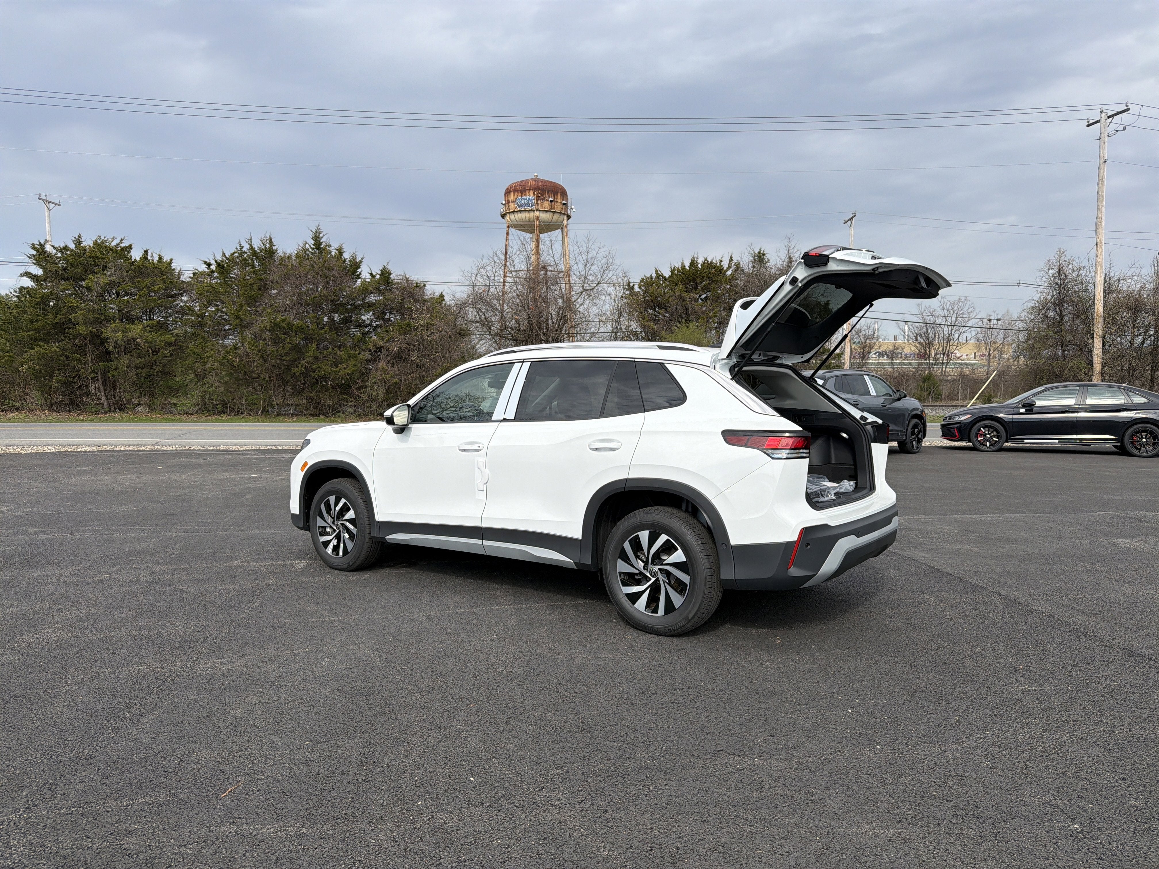 2026 Volkswagen Tiguan 2.0T S