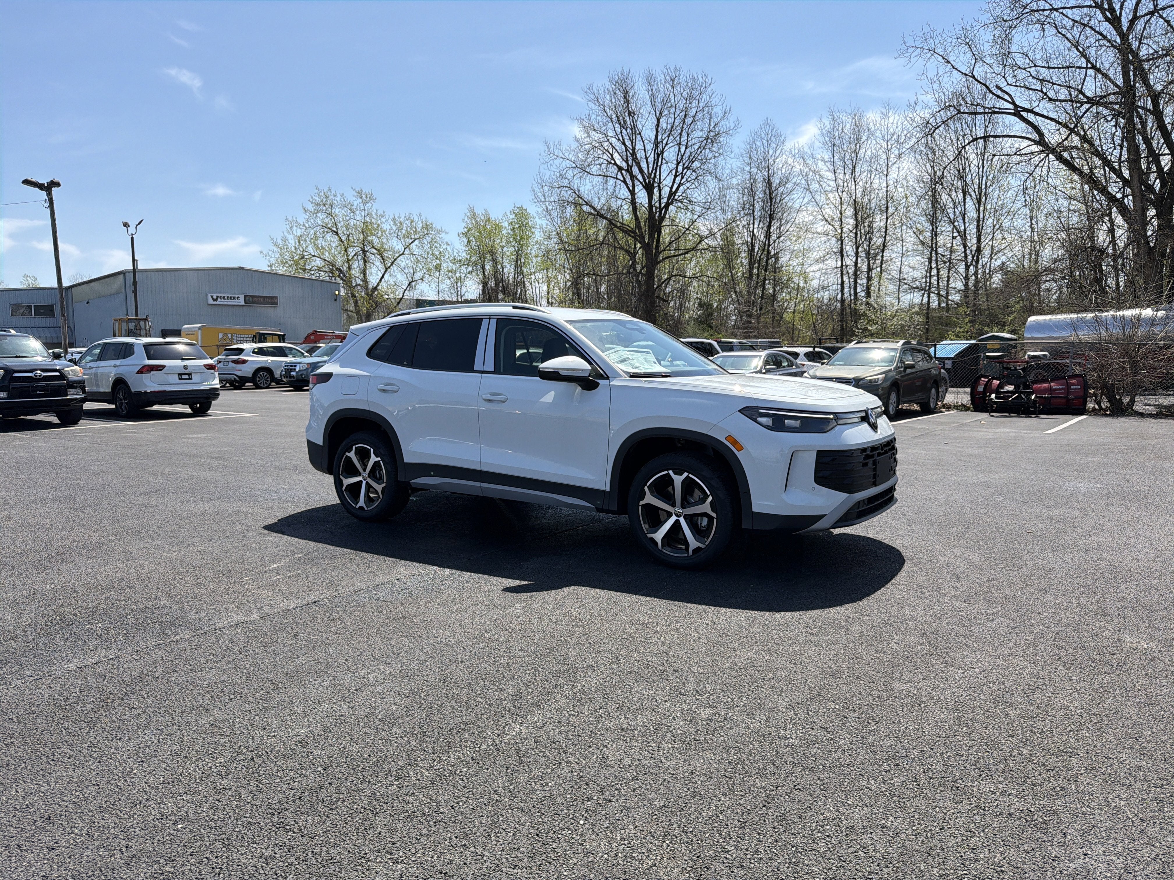 2026 Volkswagen Tiguan 2.0T SE