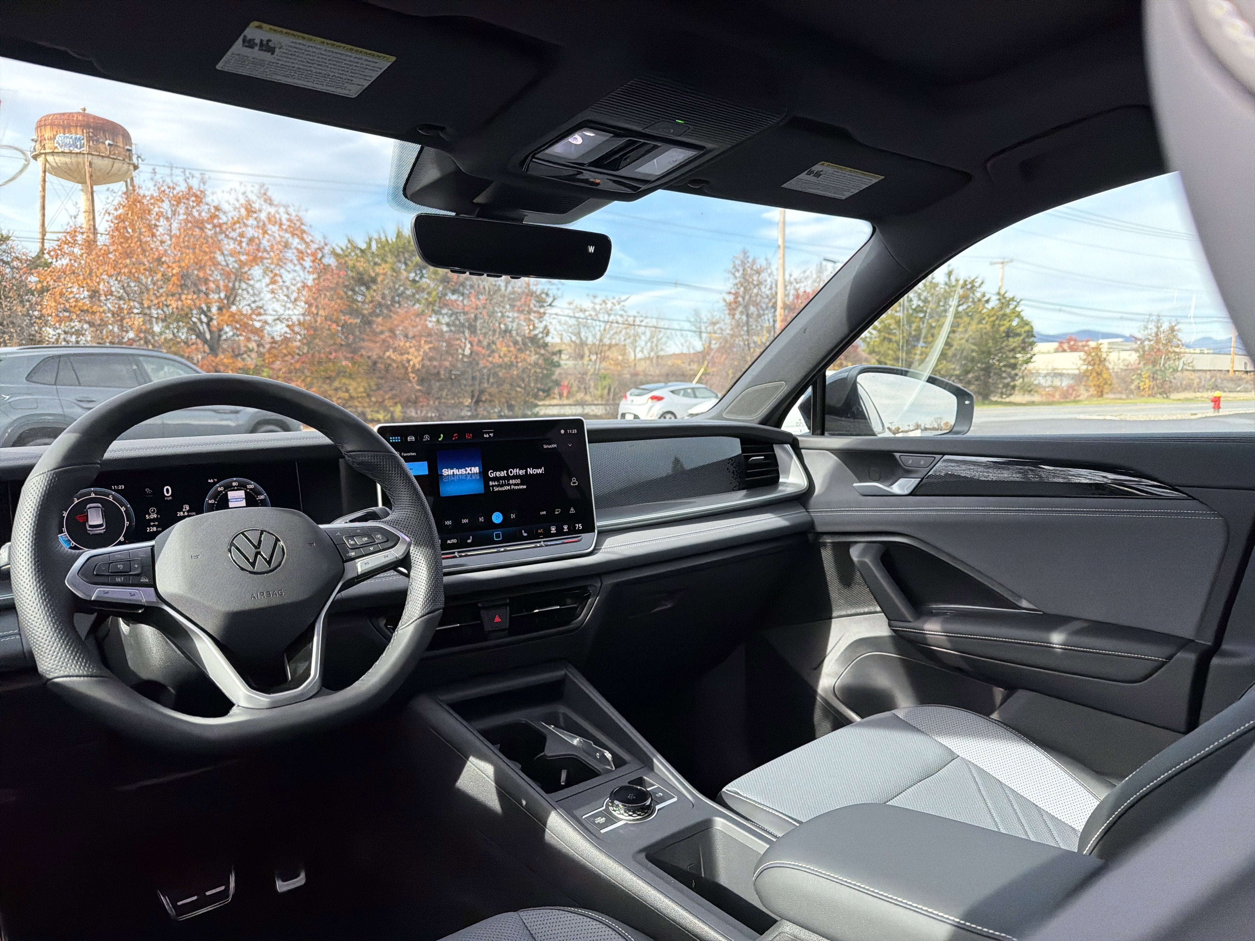 2026 Volkswagen Tiguan 2.0T SE R-Line Black