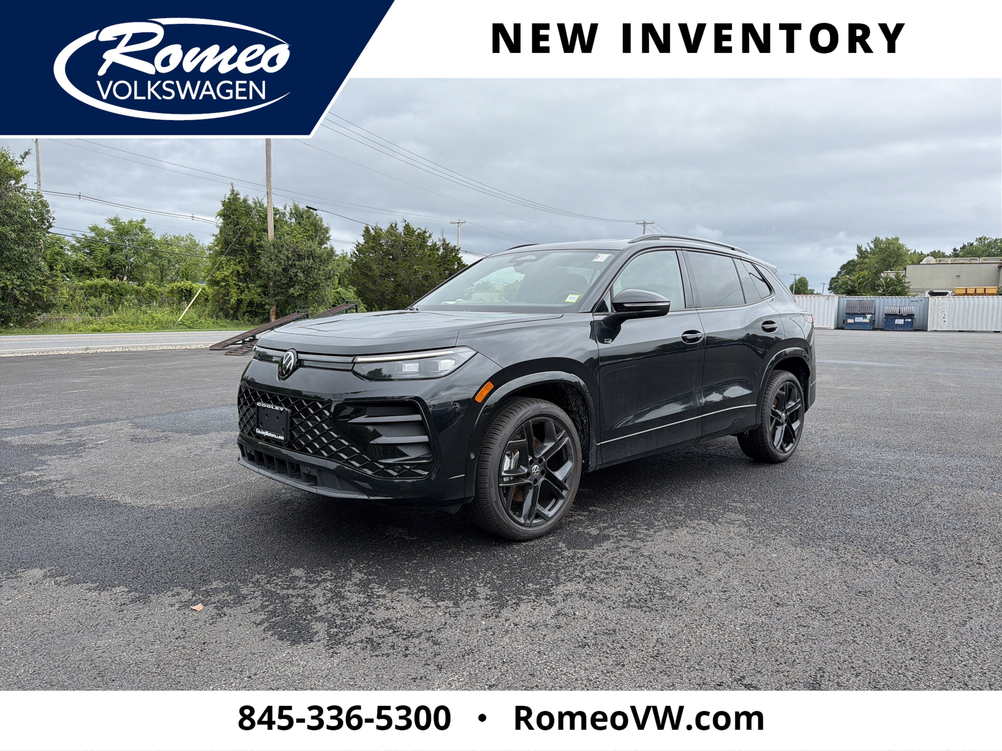 2026 Volkswagen Tiguan 2.0T SE R-Line Black