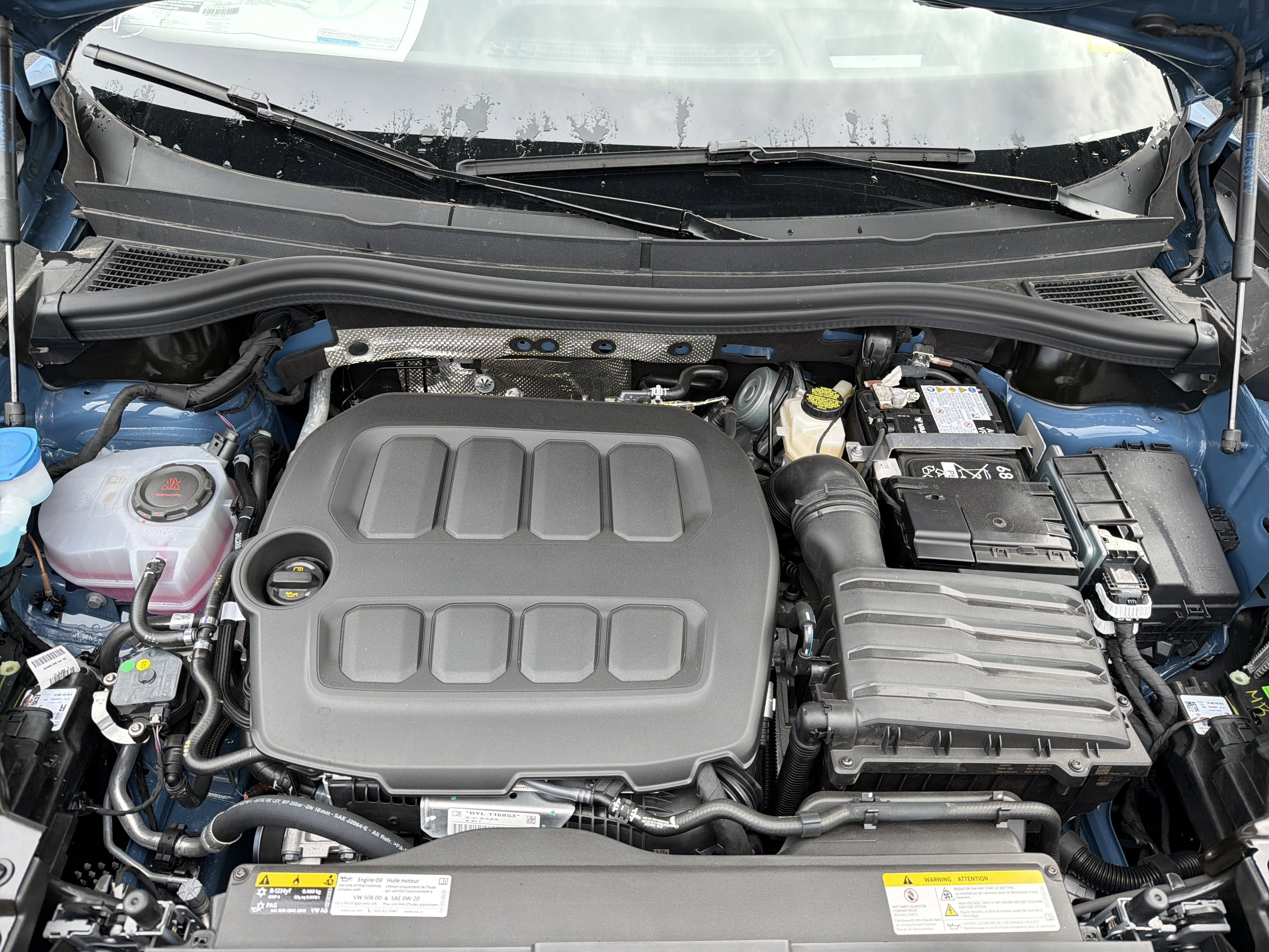 2026 Volkswagen Tiguan 2.0T SE R-Line Black