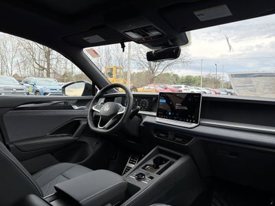 2026 Volkswagen Tiguan 2.0T SE R-Line Black