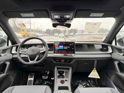 2026 Volkswagen Tiguan 2.0T SE R-Line Black