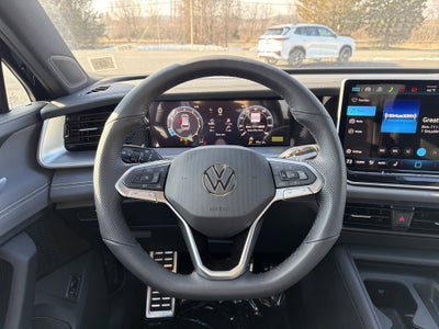 2026 Volkswagen Tiguan 2.0T SE R-Line Black