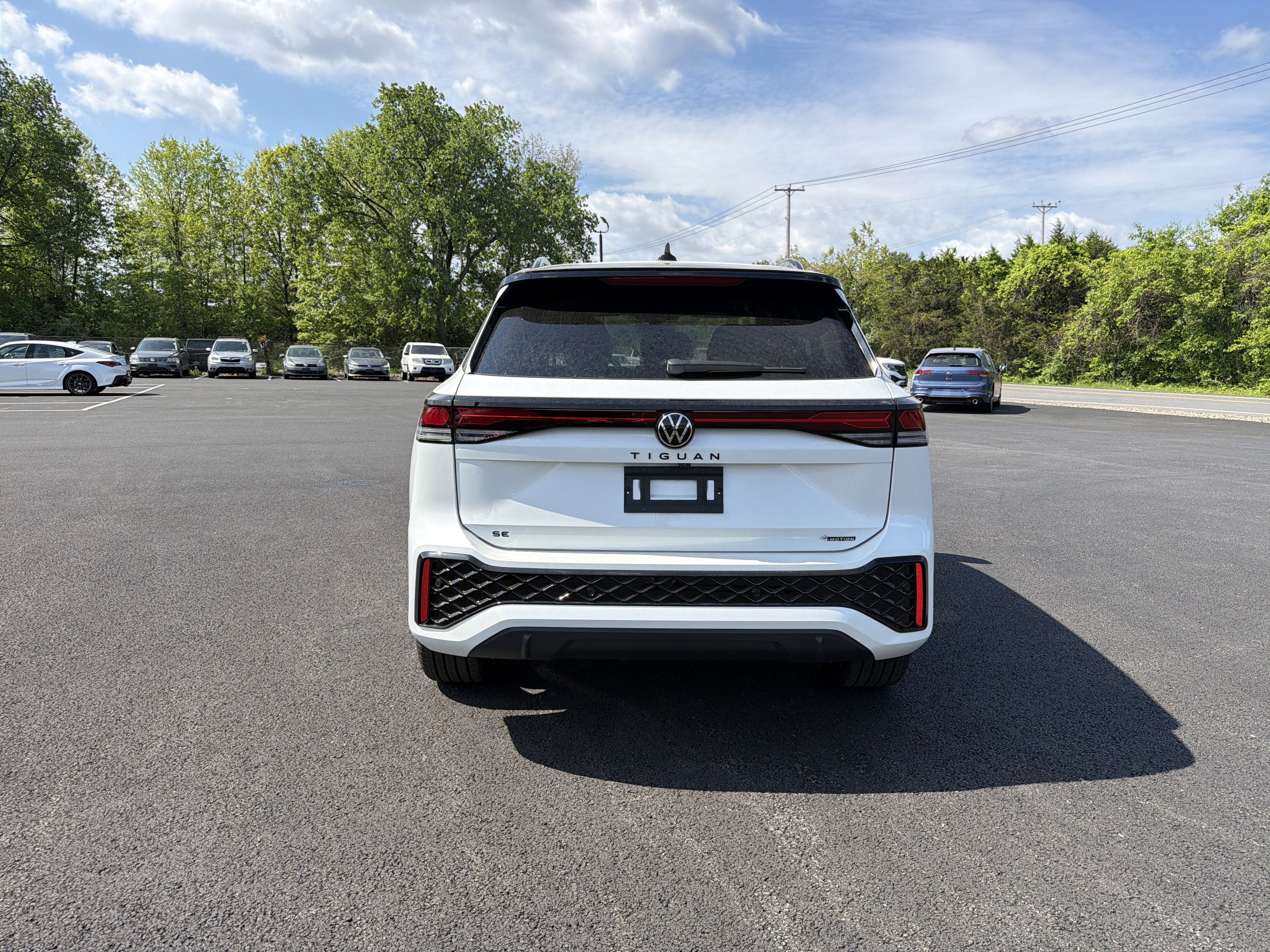 2026 Volkswagen Tiguan SE R-Line AWD
