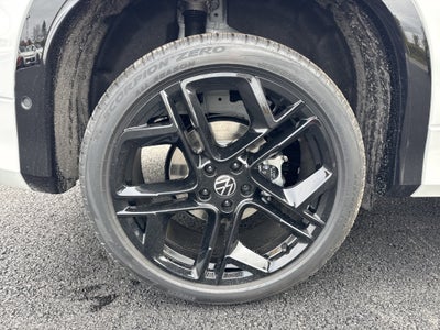 2025 Volkswagen Tiguan 2.0T SE R-Line Black