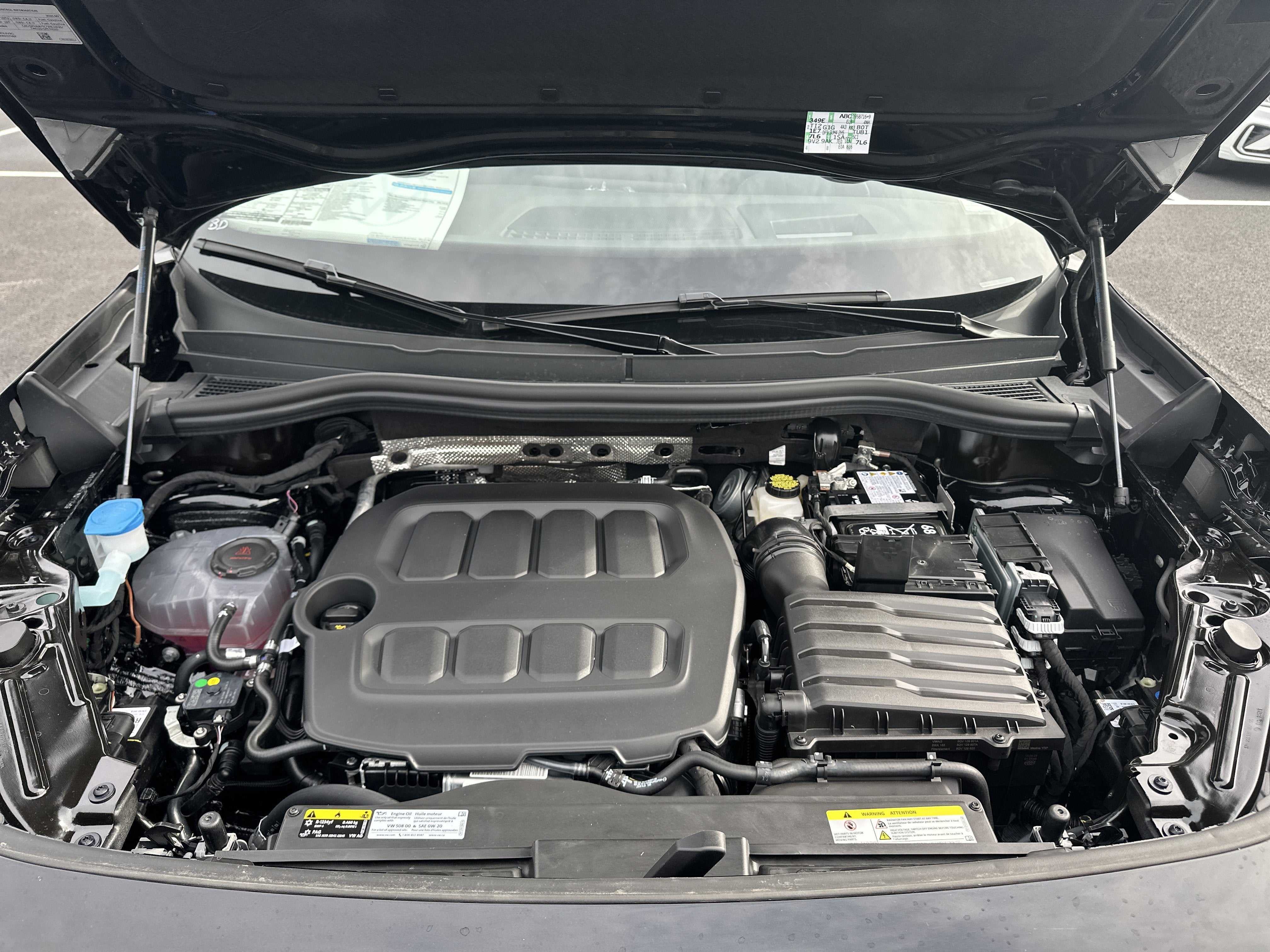 2026 Volkswagen Tiguan 2.0T SE R-Line Black