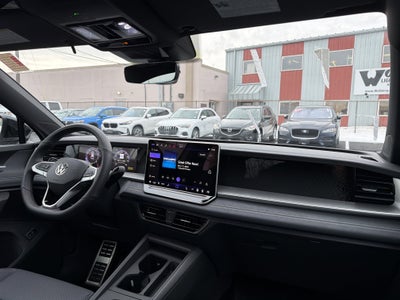 2026 Volkswagen Tiguan 2.0T SE R-Line Black