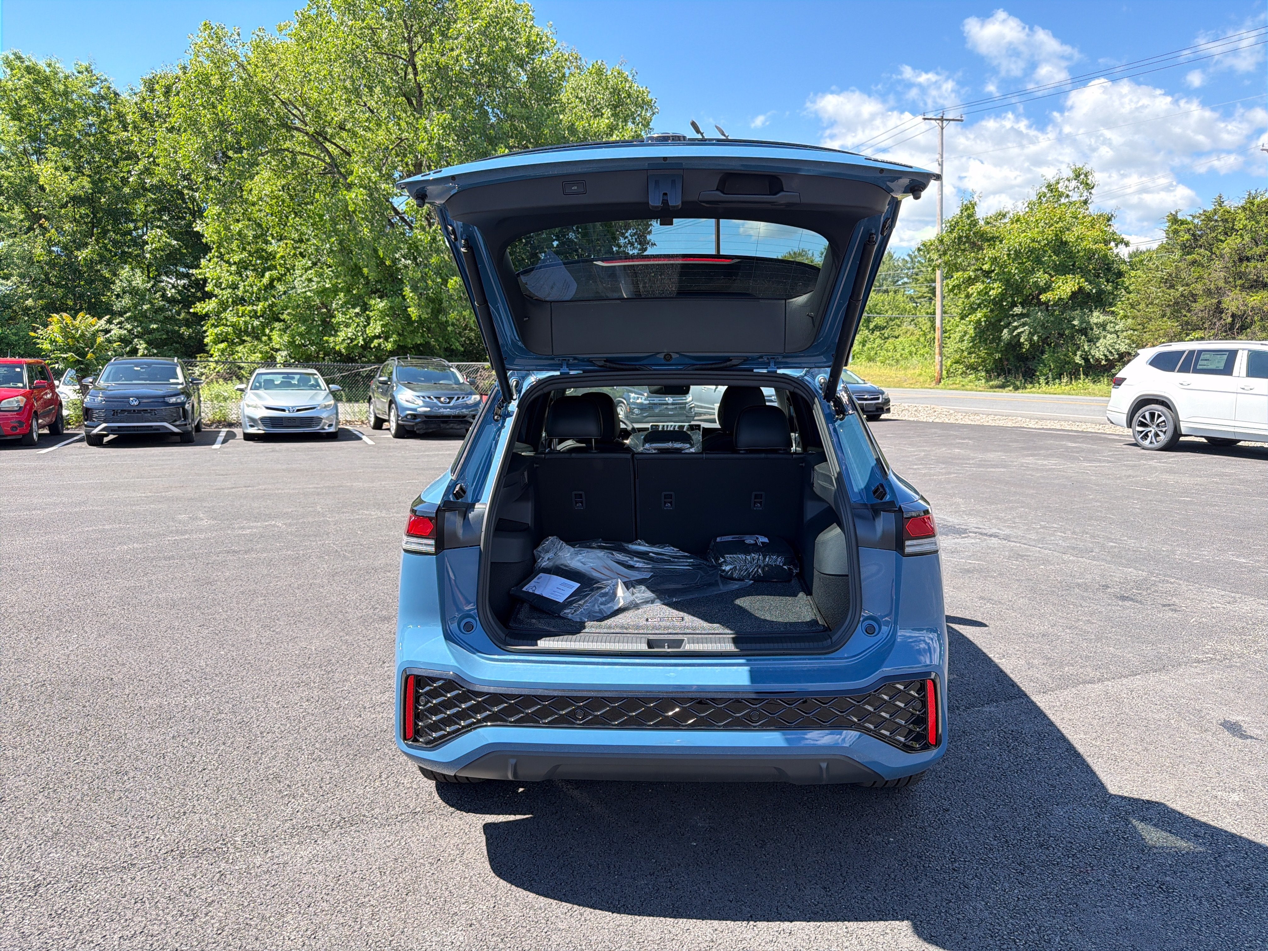 2026 Volkswagen Tiguan 2.0T SE