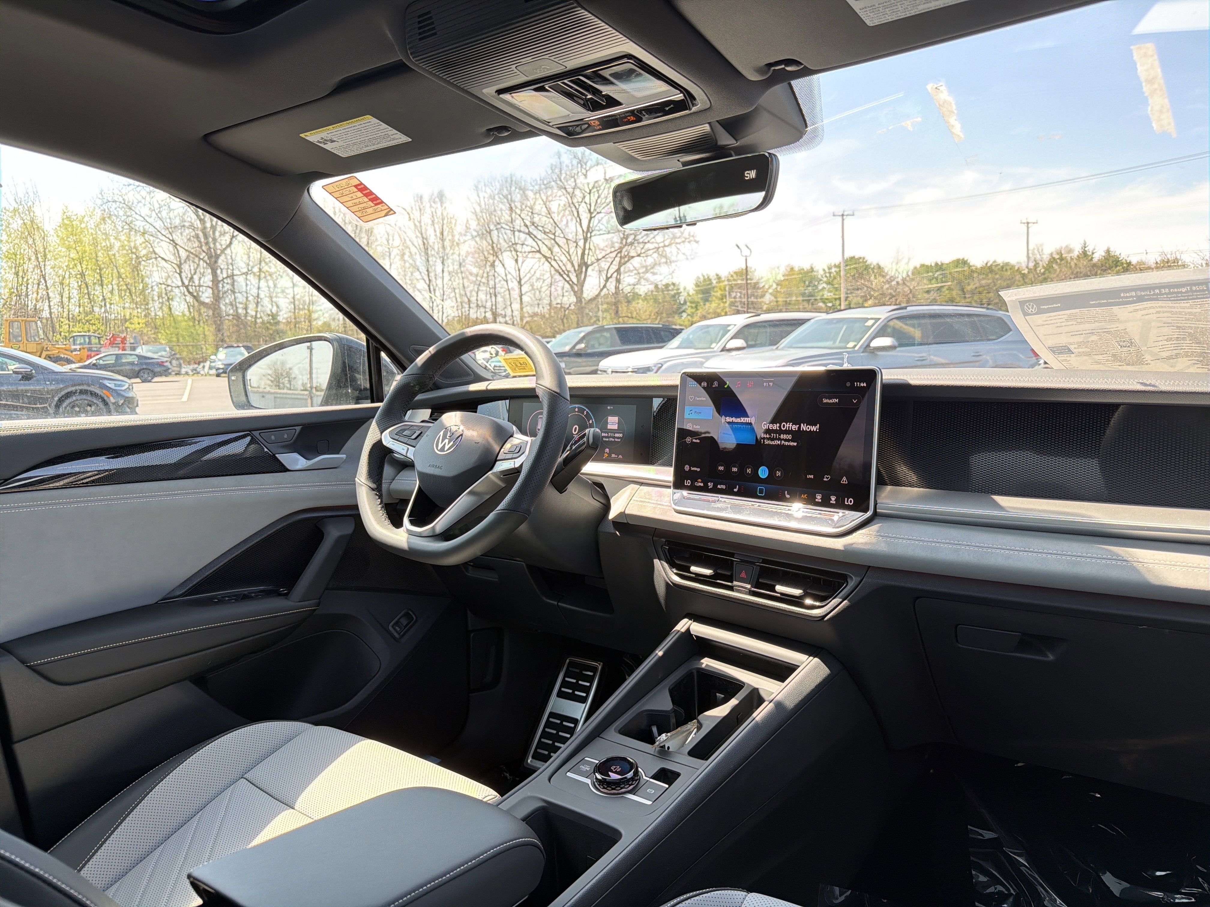 2026 Volkswagen Tiguan 2.0T SE R-Line Black