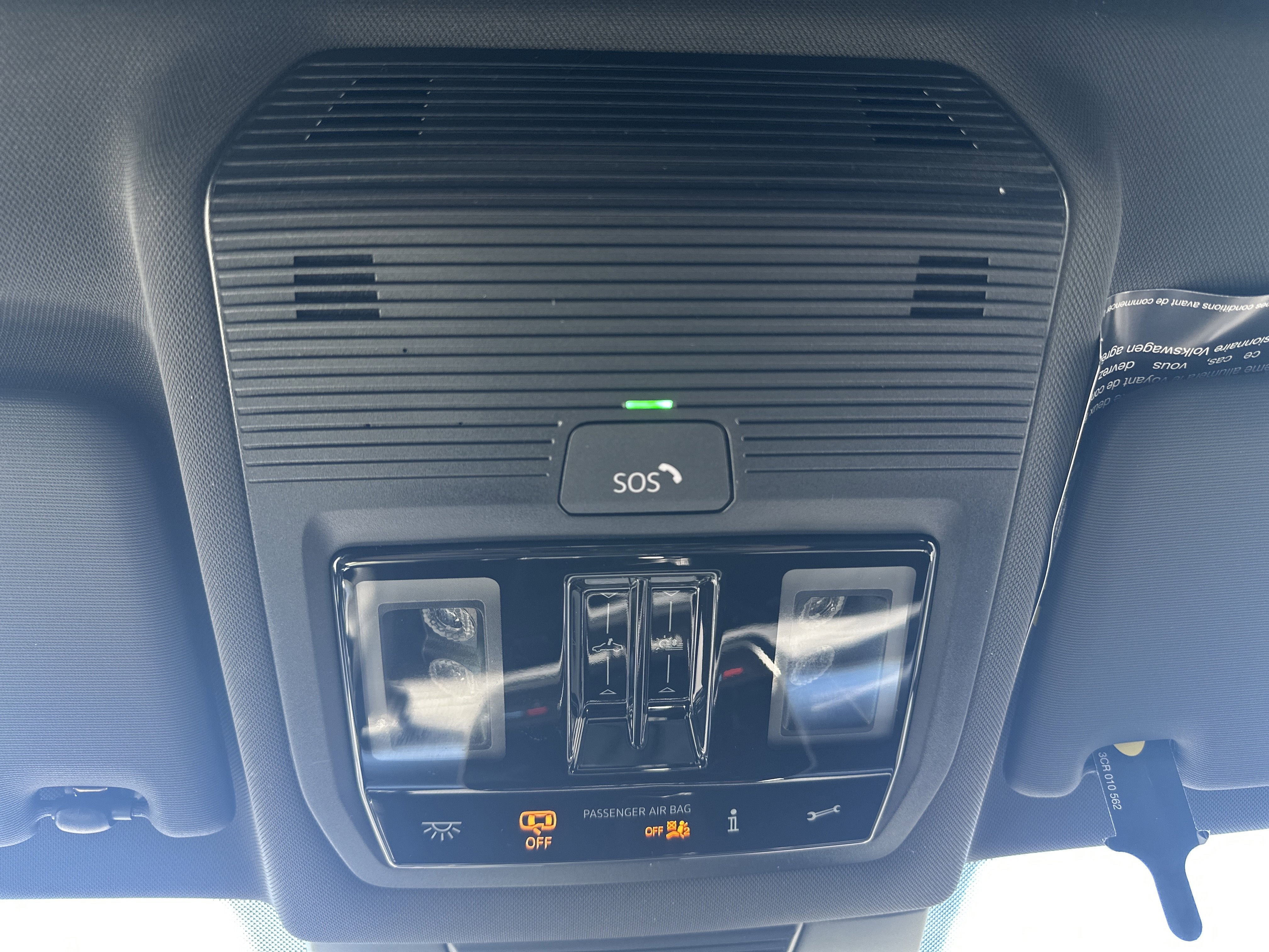 2025 Volkswagen Tiguan 2.0T SE R-Line Black