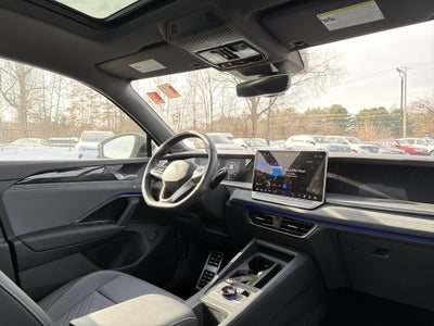 2026 Volkswagen Tiguan 2.0T SE R-Line Black