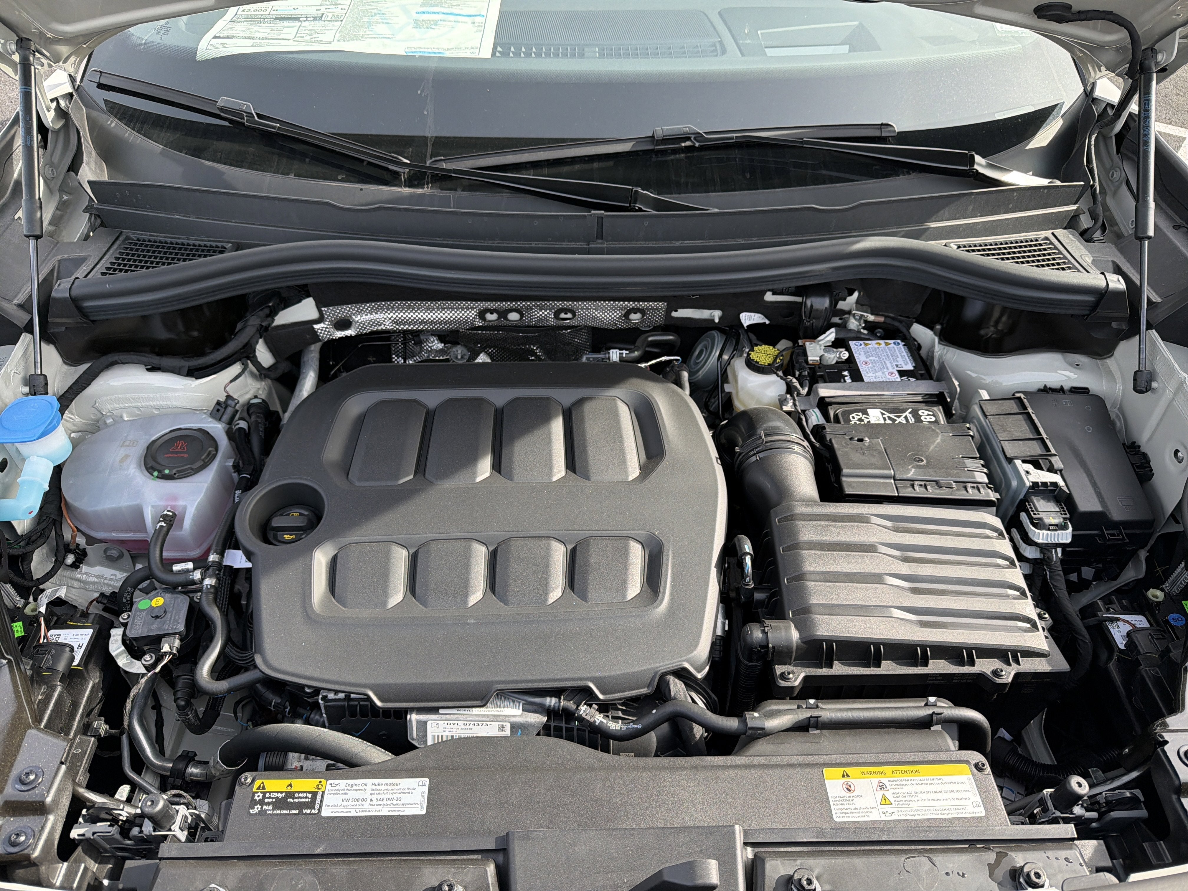 2026 Volkswagen Tiguan 2.0T SE R-Line Black