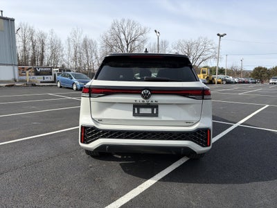 2026 Volkswagen Tiguan 2.0T SE R-Line Black