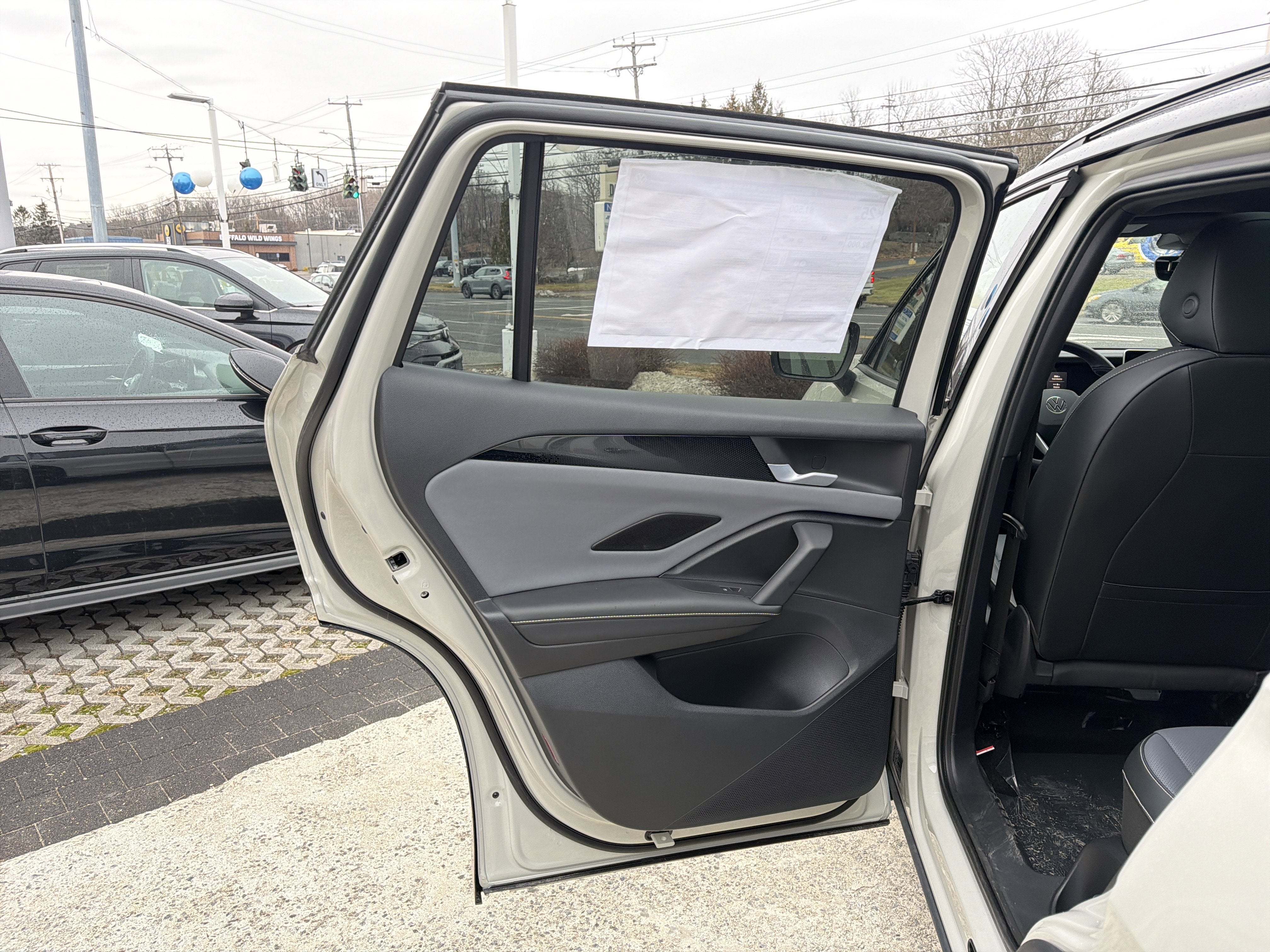 2026 Volkswagen Tiguan 2.0T SE R-Line Black