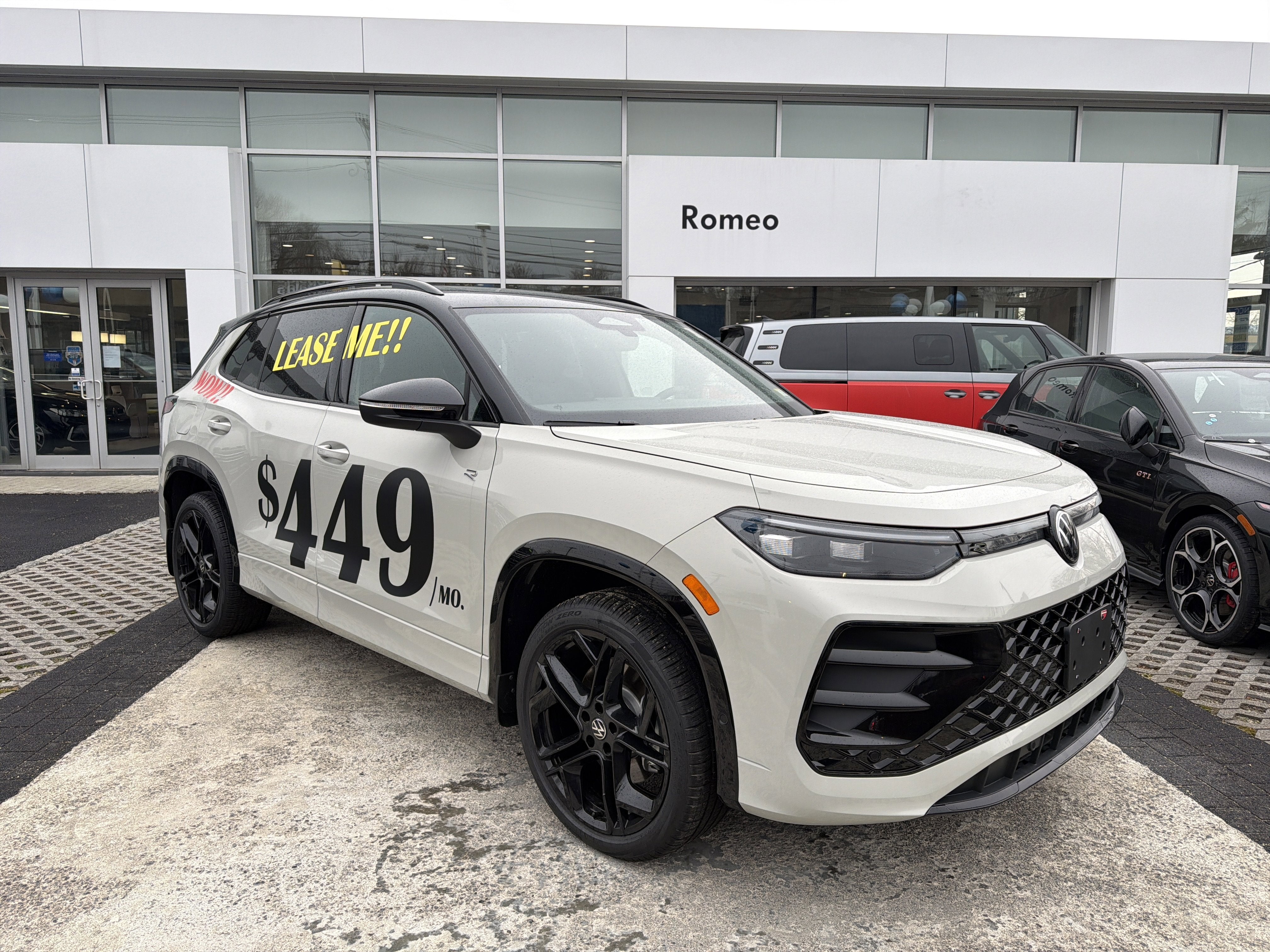 2026 Volkswagen Tiguan 2.0T SE R-Line Black