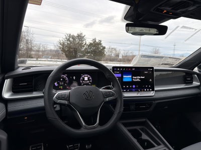 2026 Volkswagen Tiguan 2.0T SE R-Line Black