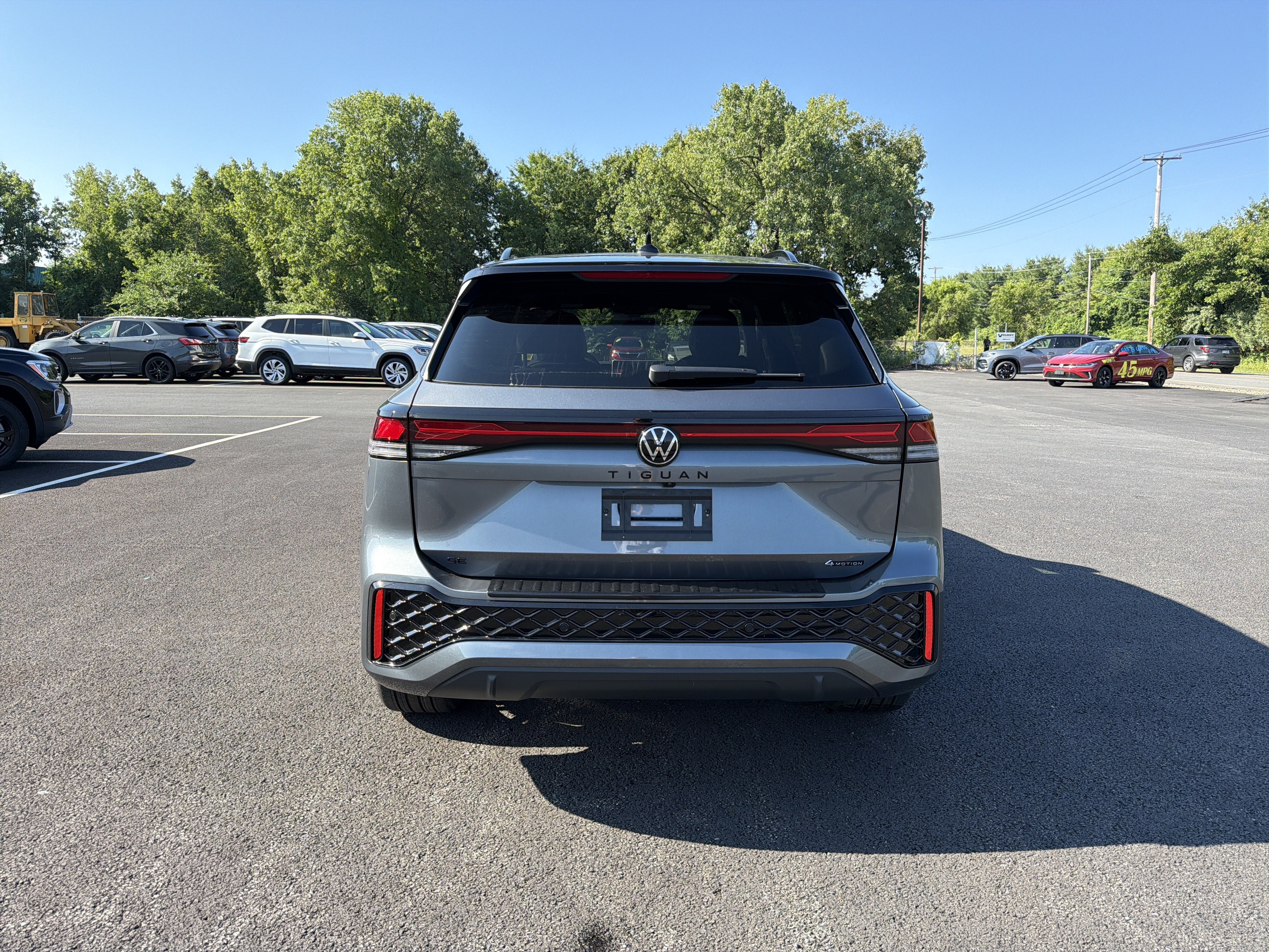 2026 Volkswagen Tiguan 2.0T SE R-Line Black
