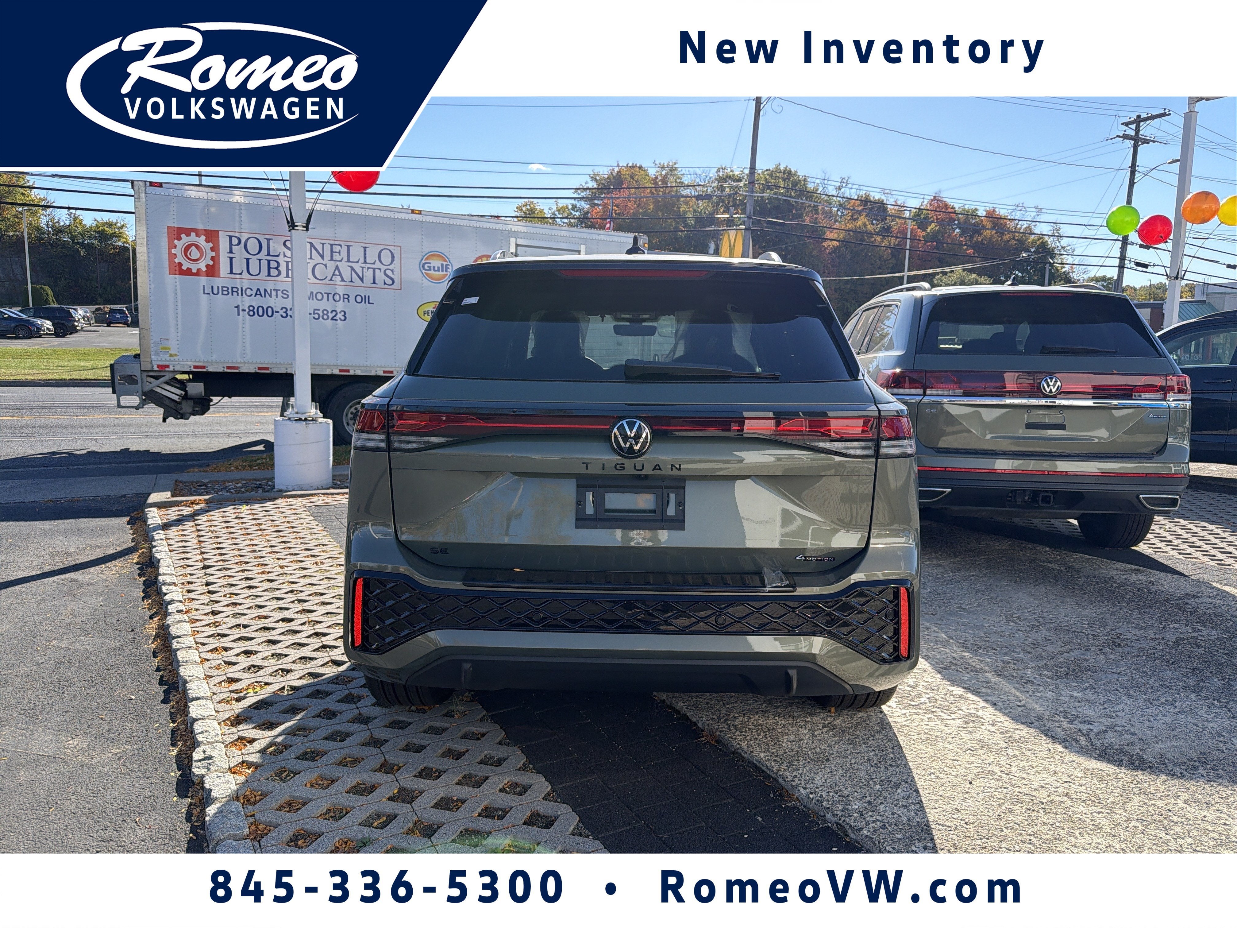 2026 Volkswagen Tiguan 2.0T SE R-Line Black