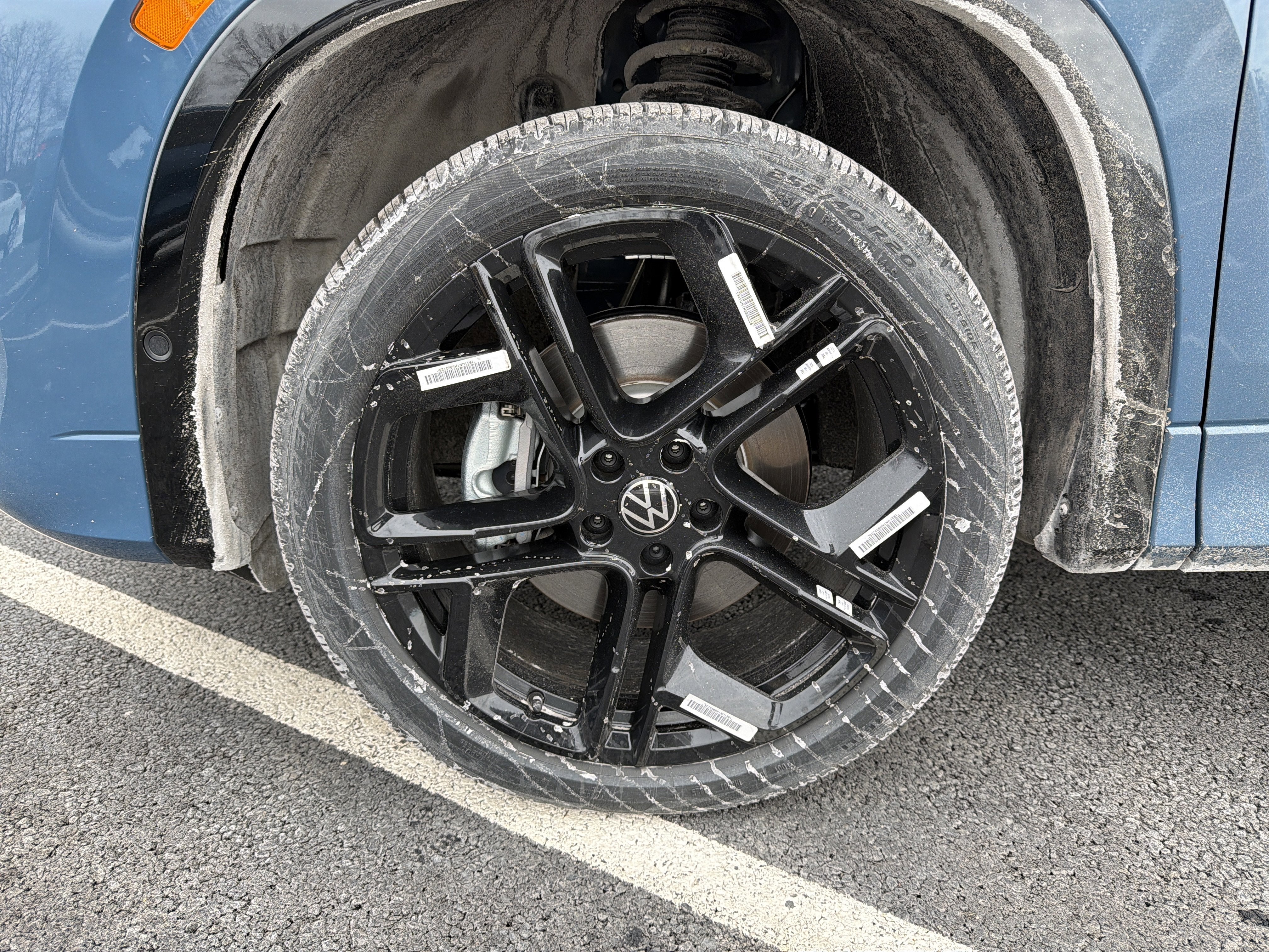 2026 Volkswagen Tiguan 2.0T SE R-Line Black