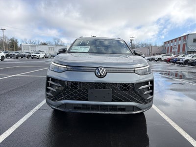 2026 Volkswagen Tiguan 2.0T SE R-Line Black