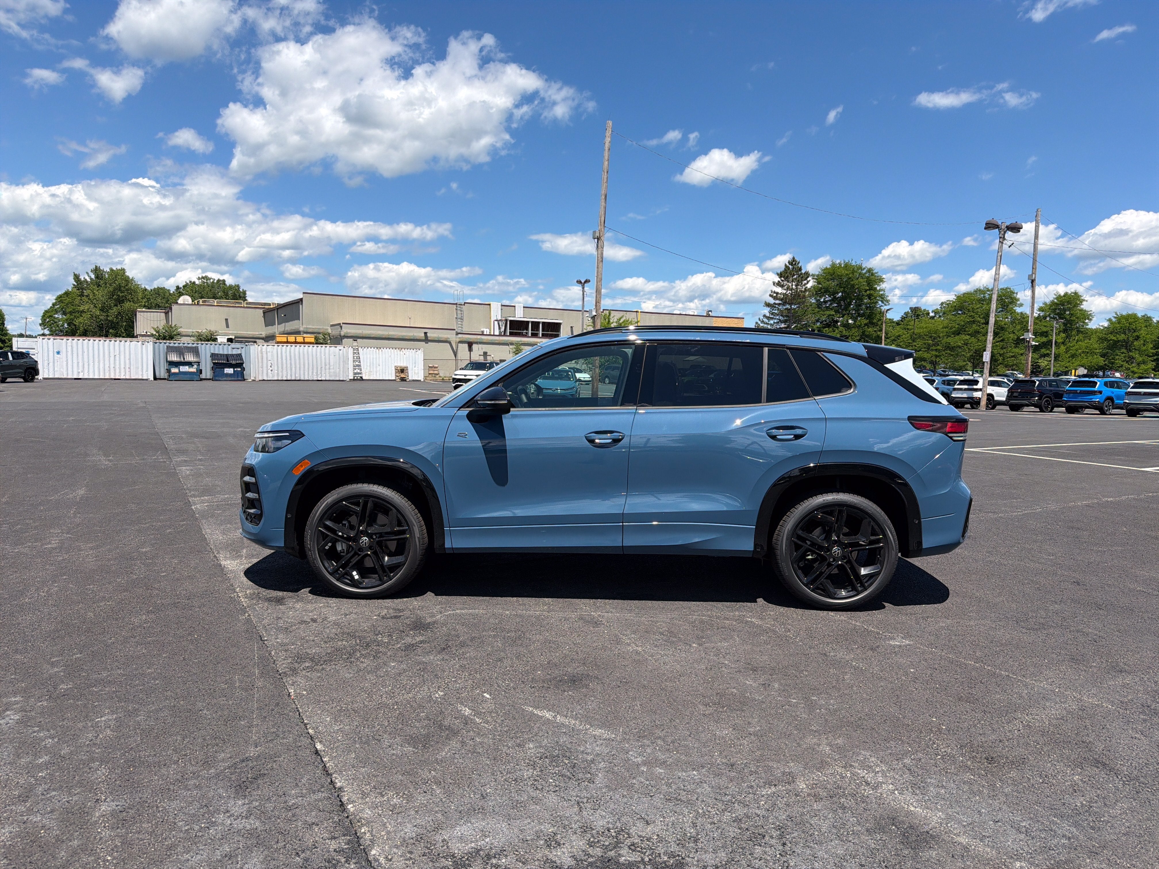 2026 Volkswagen Tiguan 2.0T SE