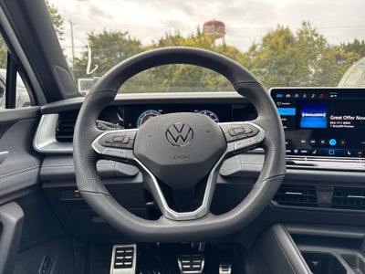 2025 Volkswagen Tiguan 2.0T SE R-Line Black