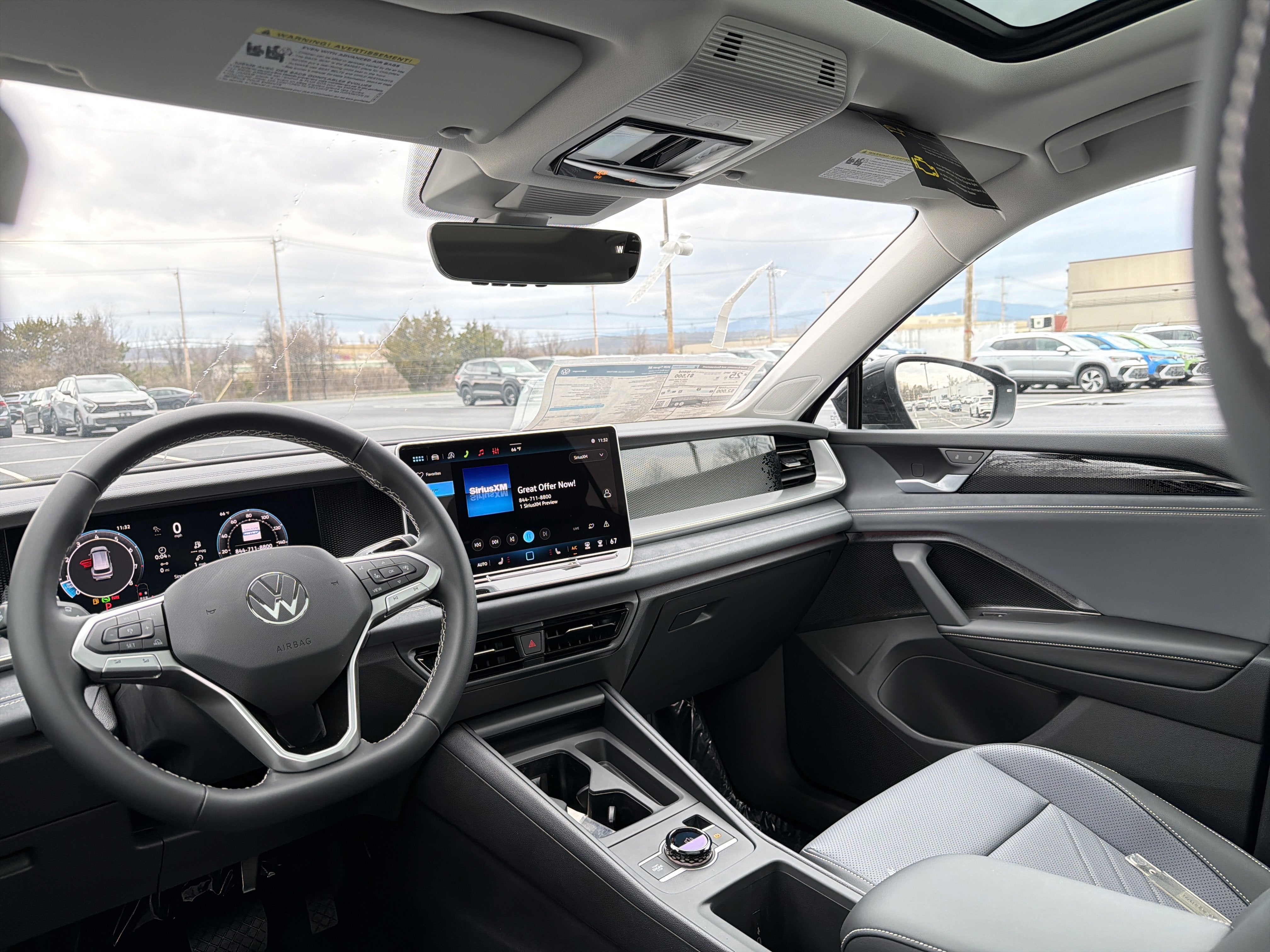 2026 Volkswagen Tiguan 2.0T SE