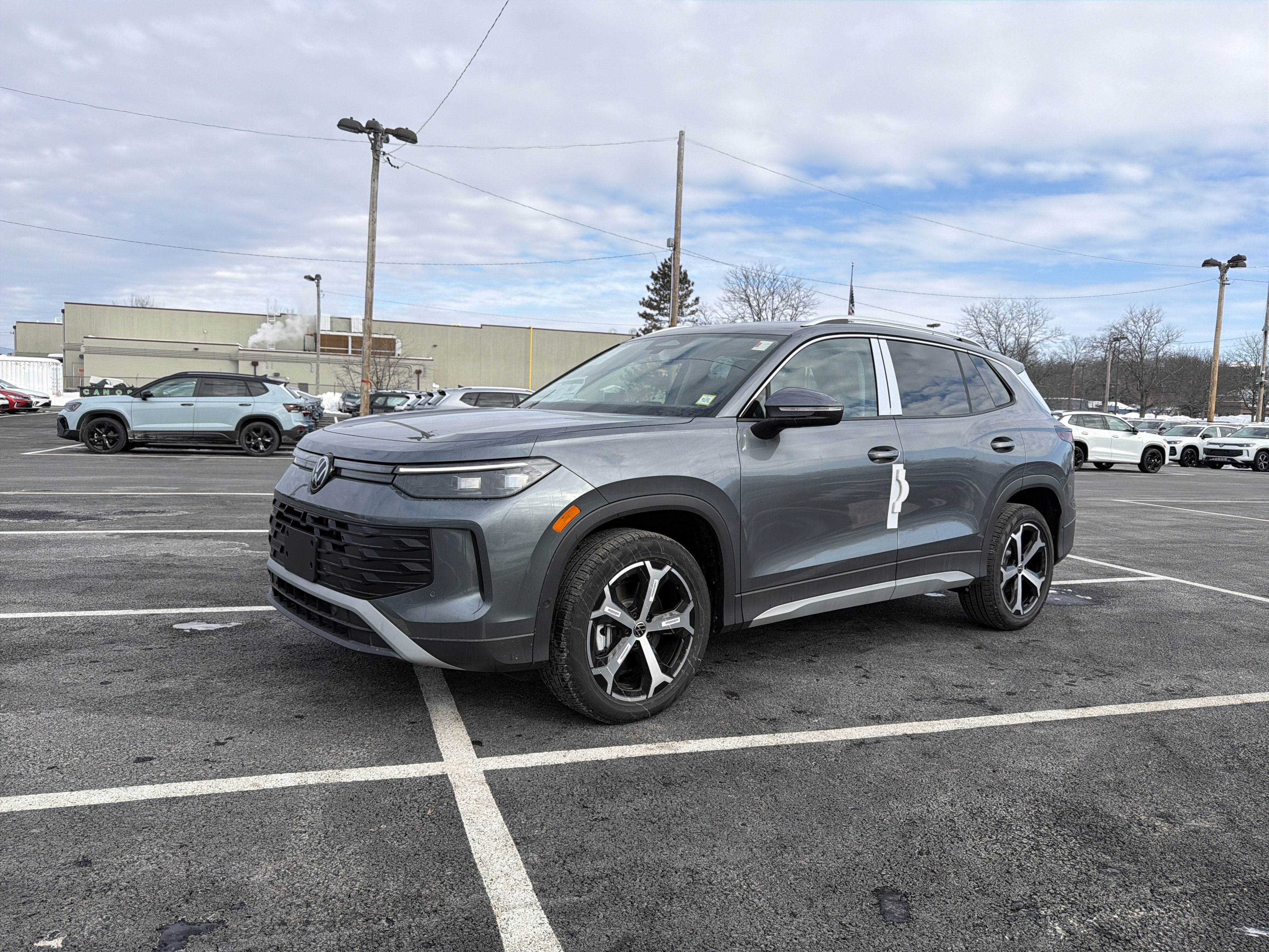 2026 Volkswagen Tiguan 2.0T SE