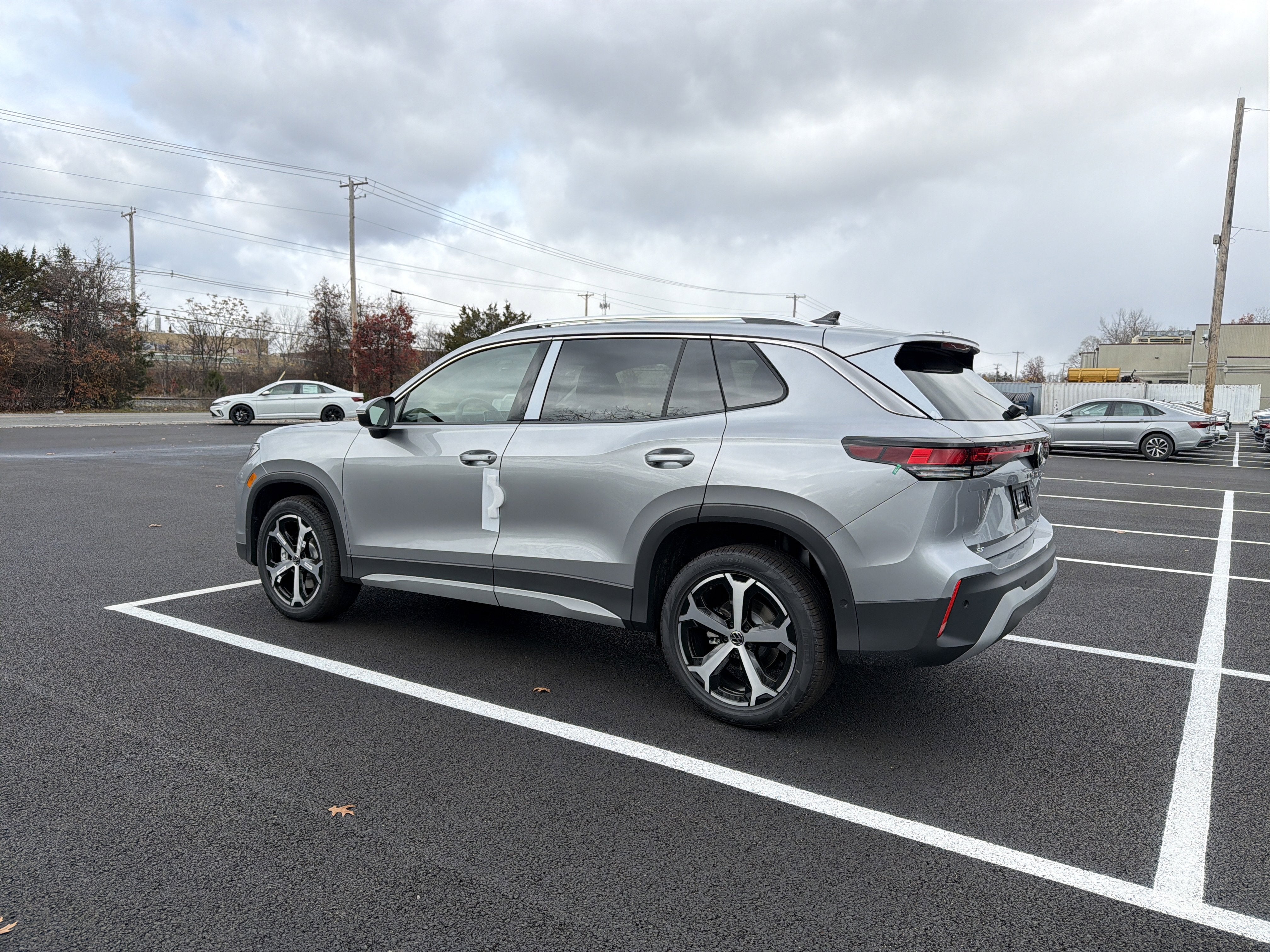 2026 Volkswagen Tiguan 2.0T SE