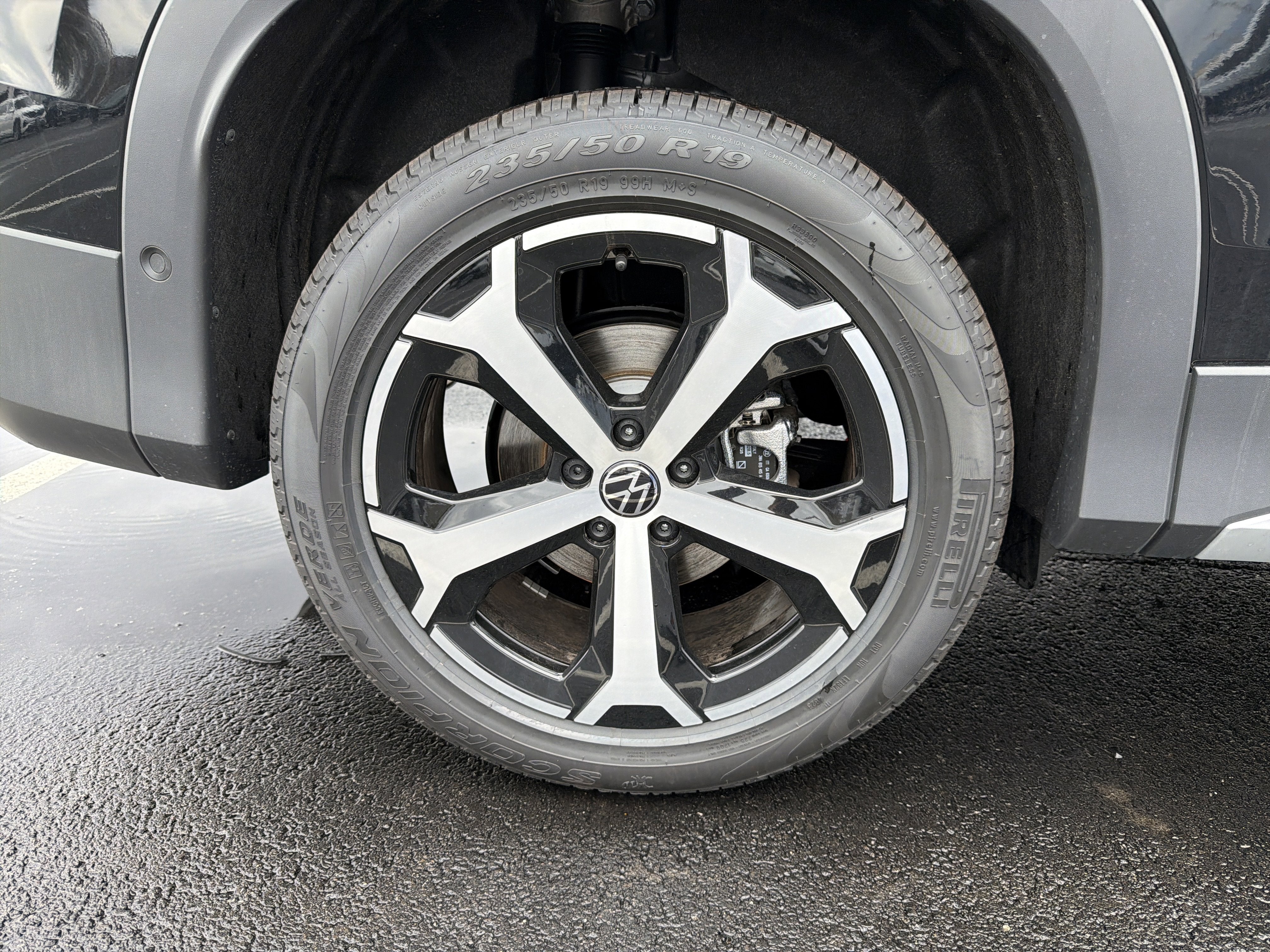 2026 Volkswagen Tiguan 2.0T SE