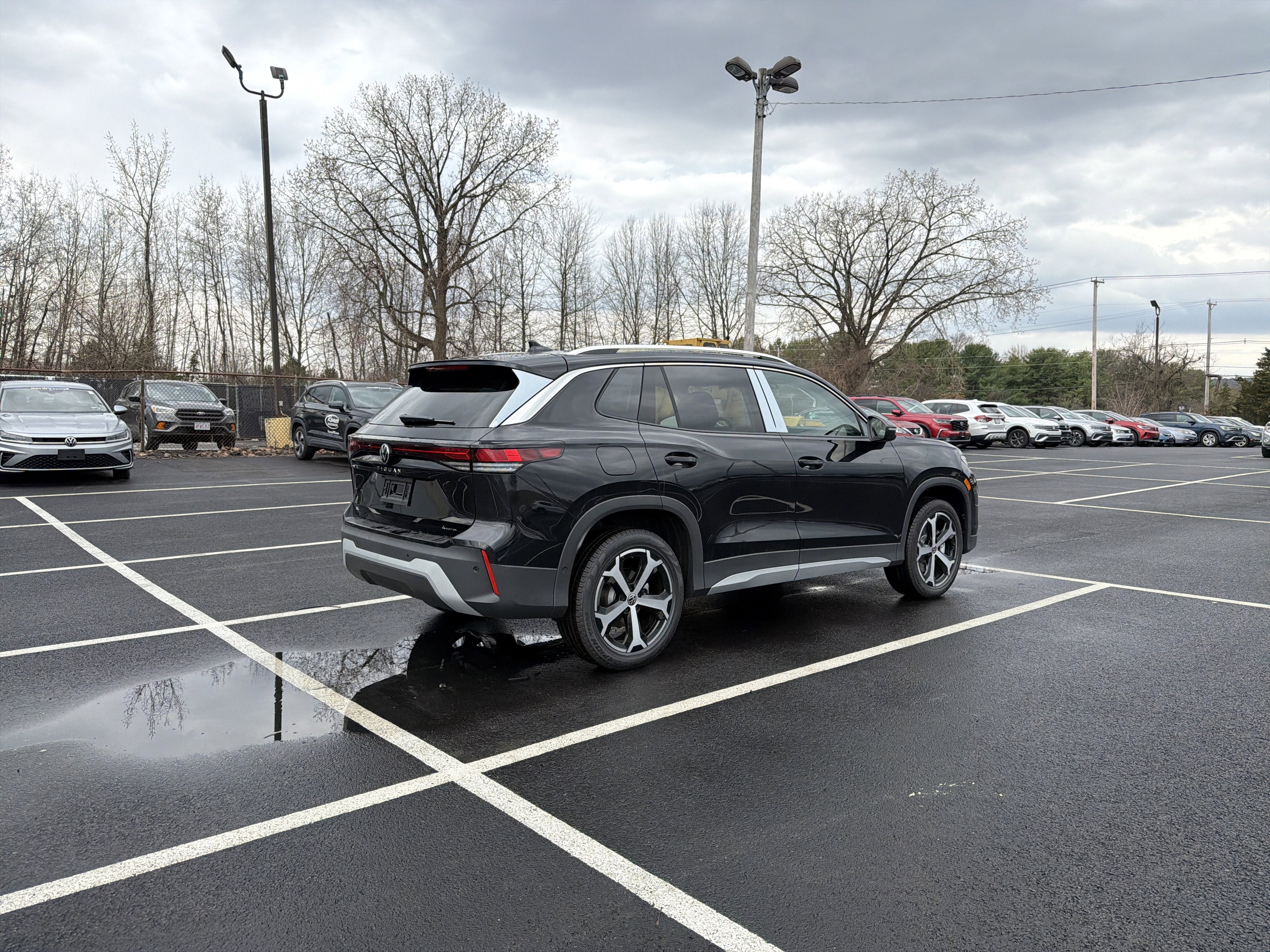 2026 Volkswagen Tiguan 2.0T SE