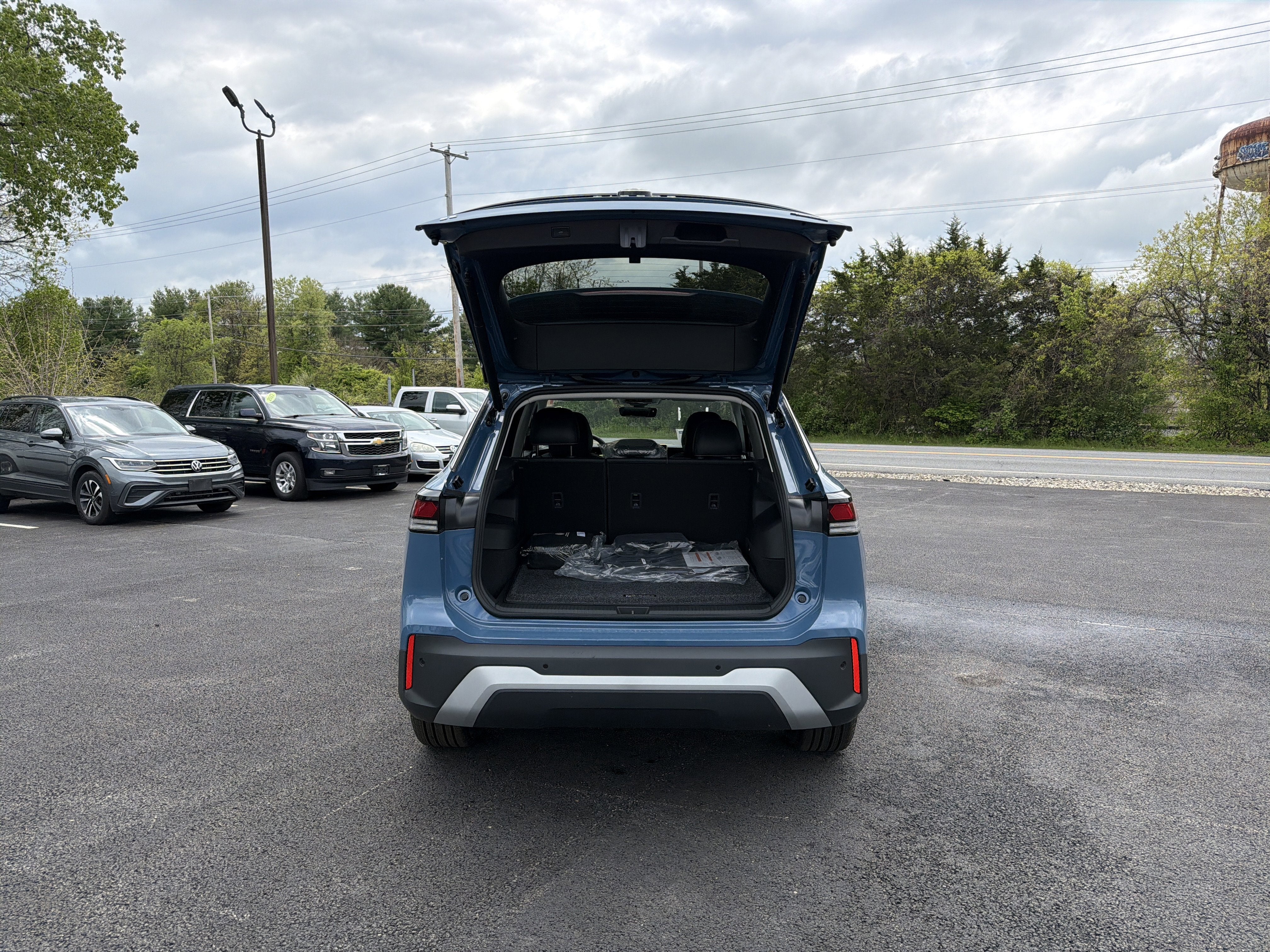 2026 Volkswagen Tiguan 2.0T SE