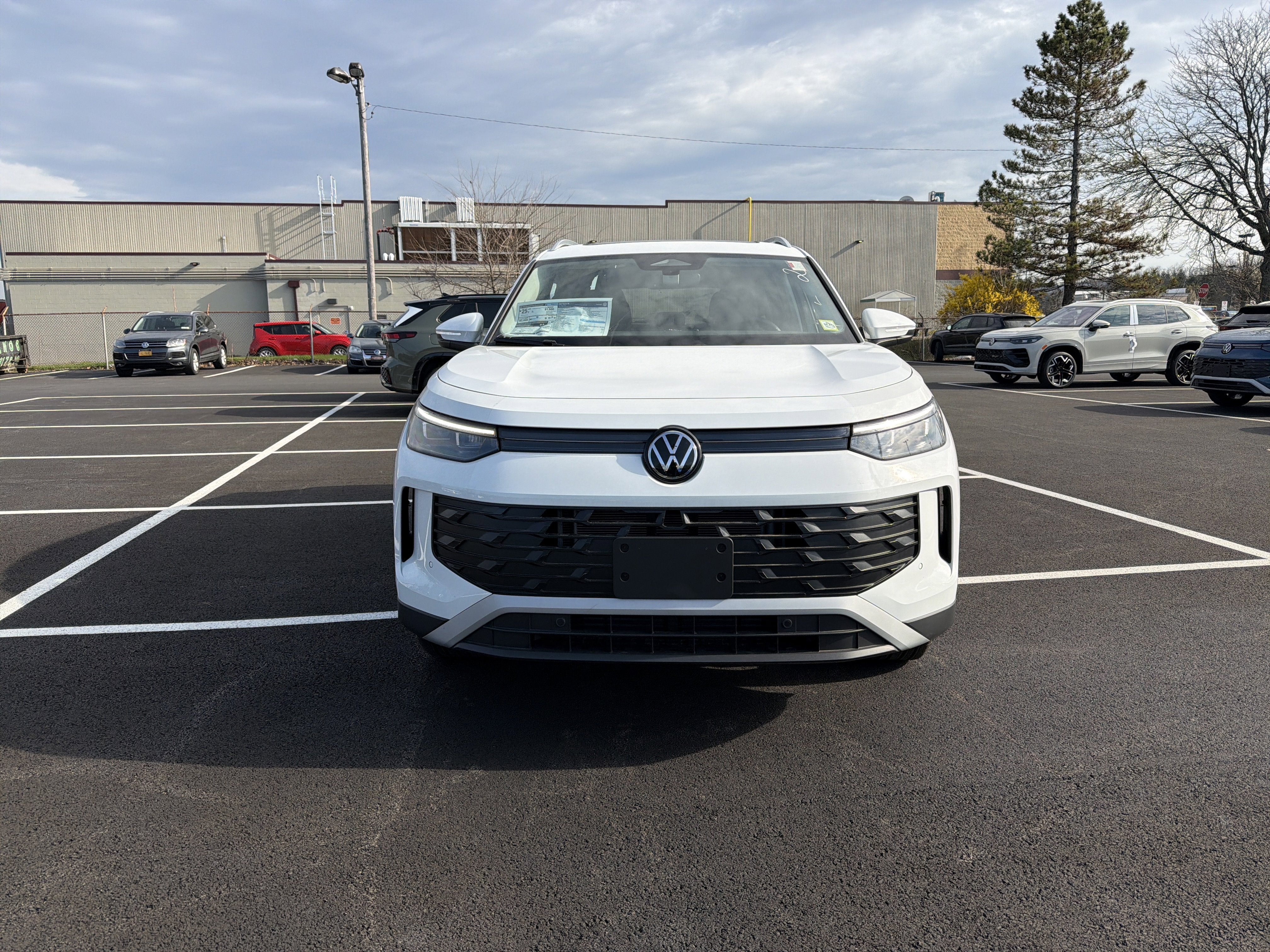 2026 Volkswagen Tiguan 2.0T SE