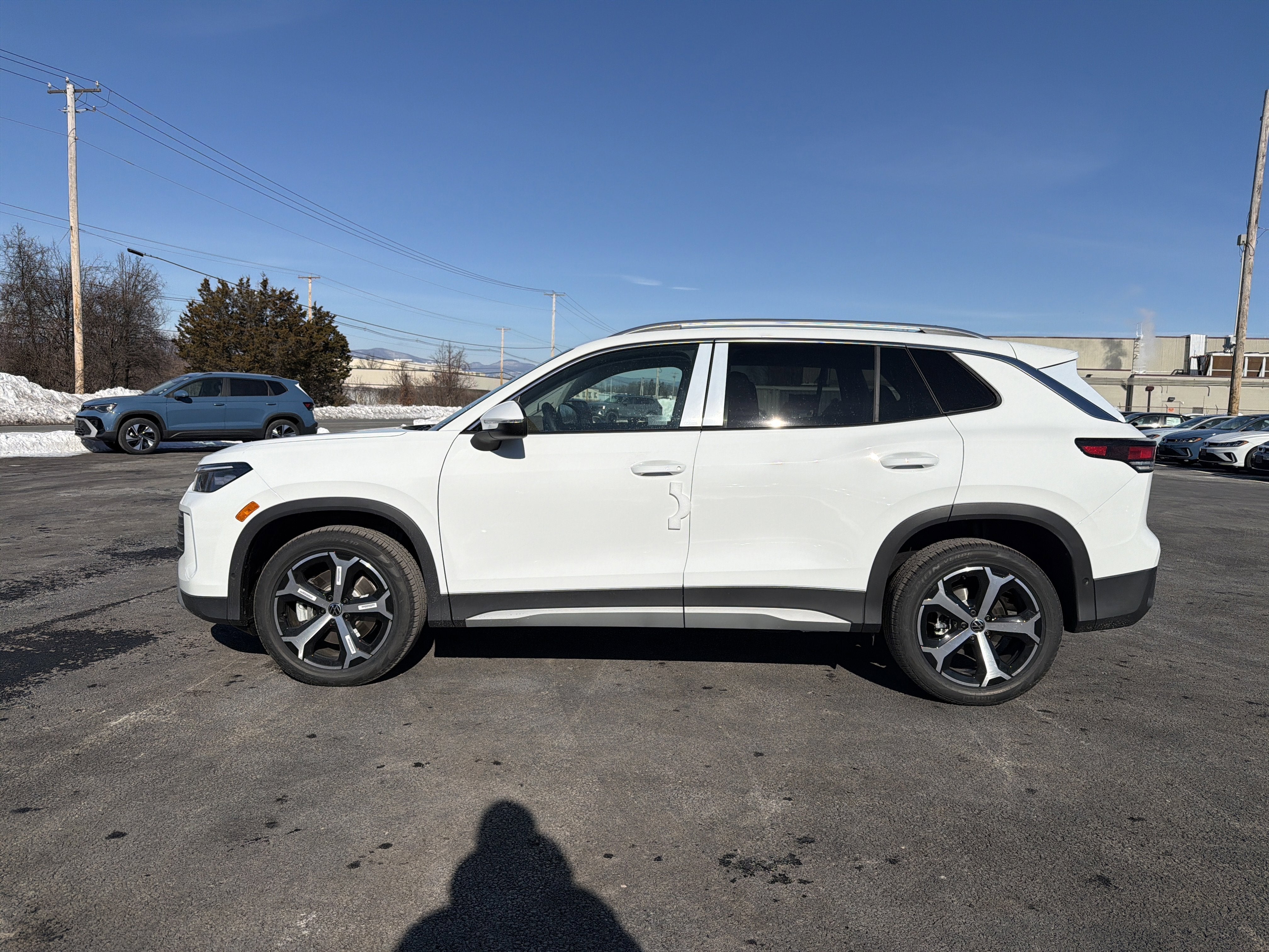 2026 Volkswagen Tiguan 2.0T SE