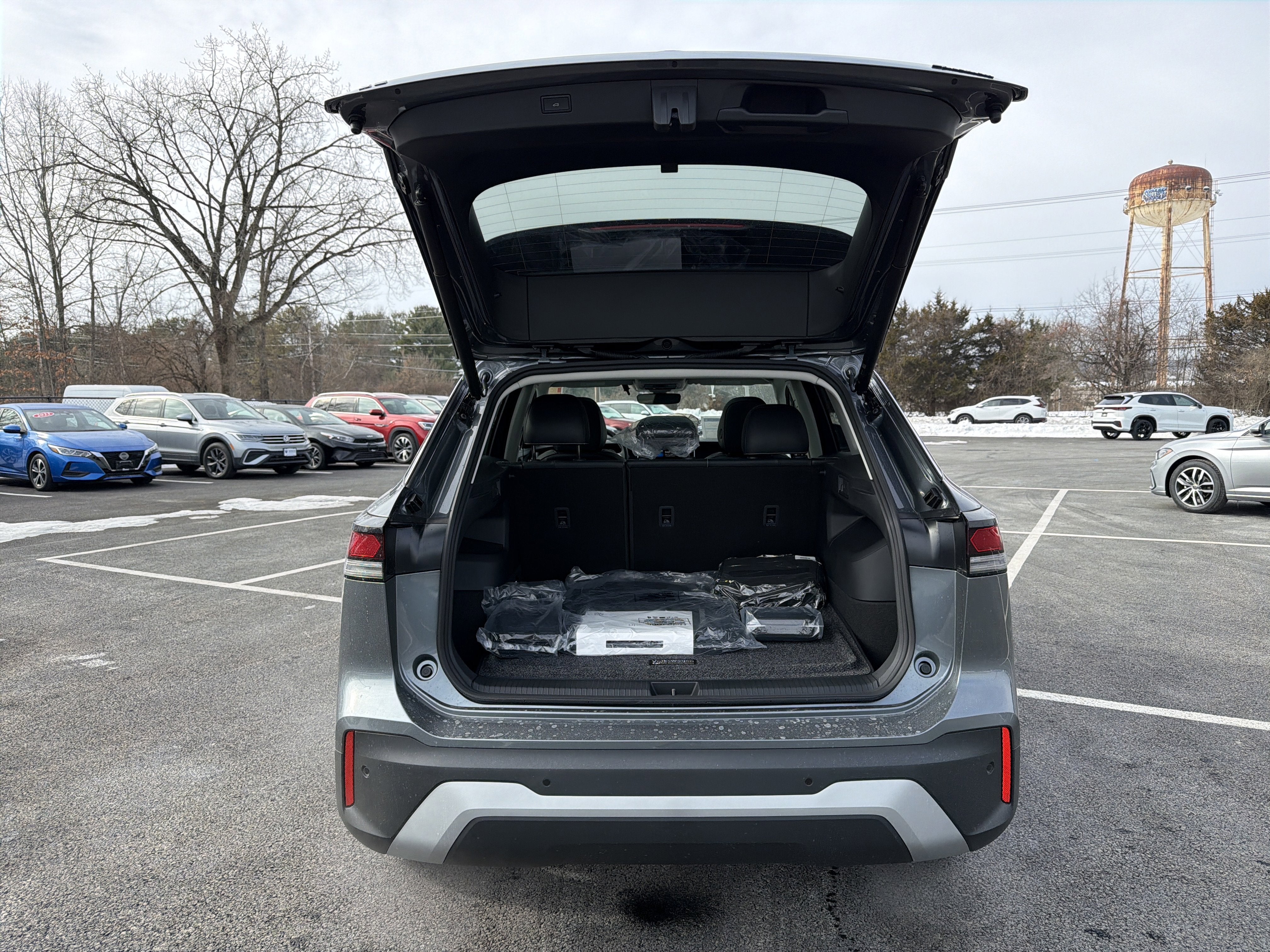 2026 Volkswagen Tiguan 2.0T SE