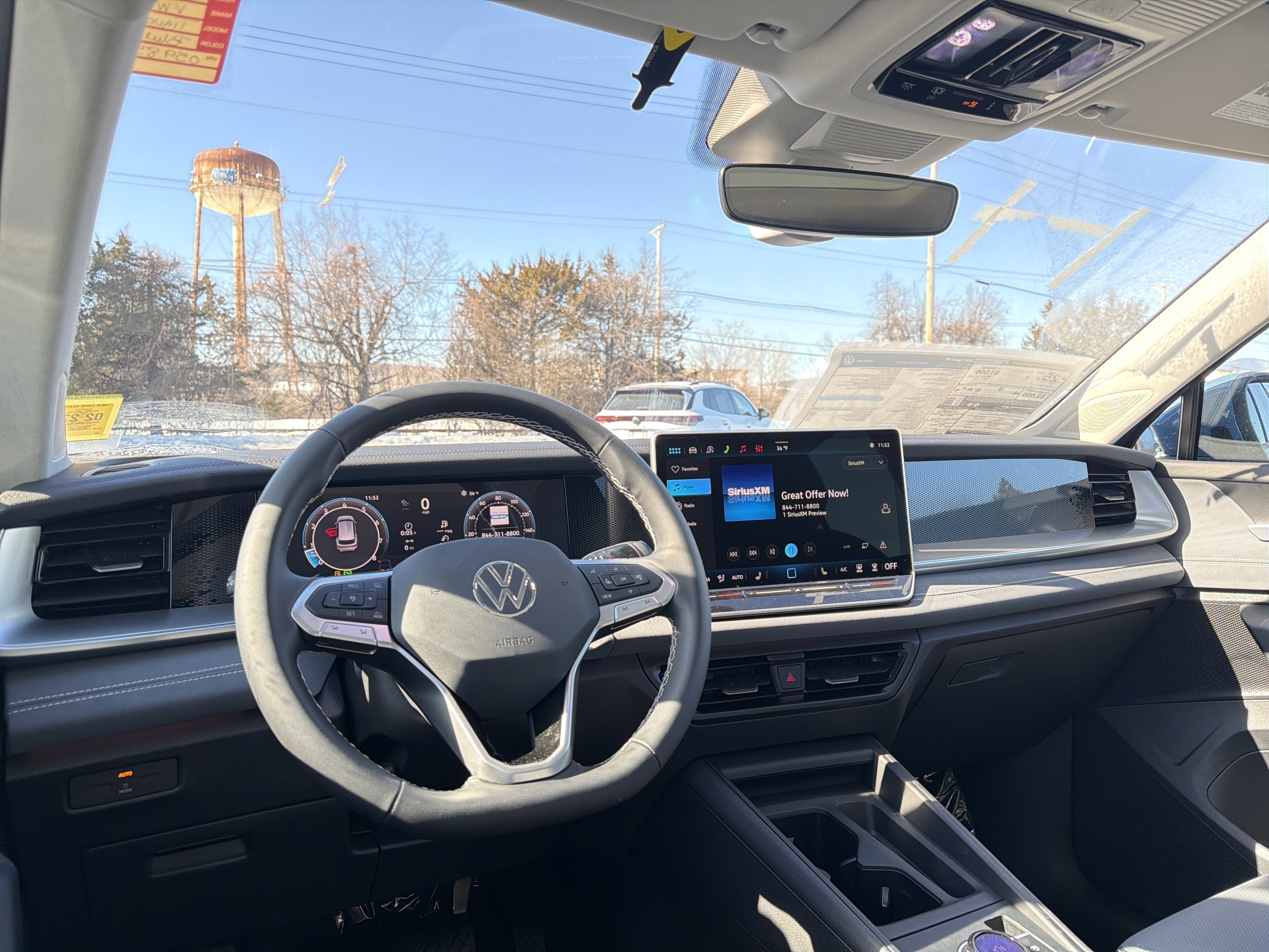 2026 Volkswagen Tiguan 2.0T SE