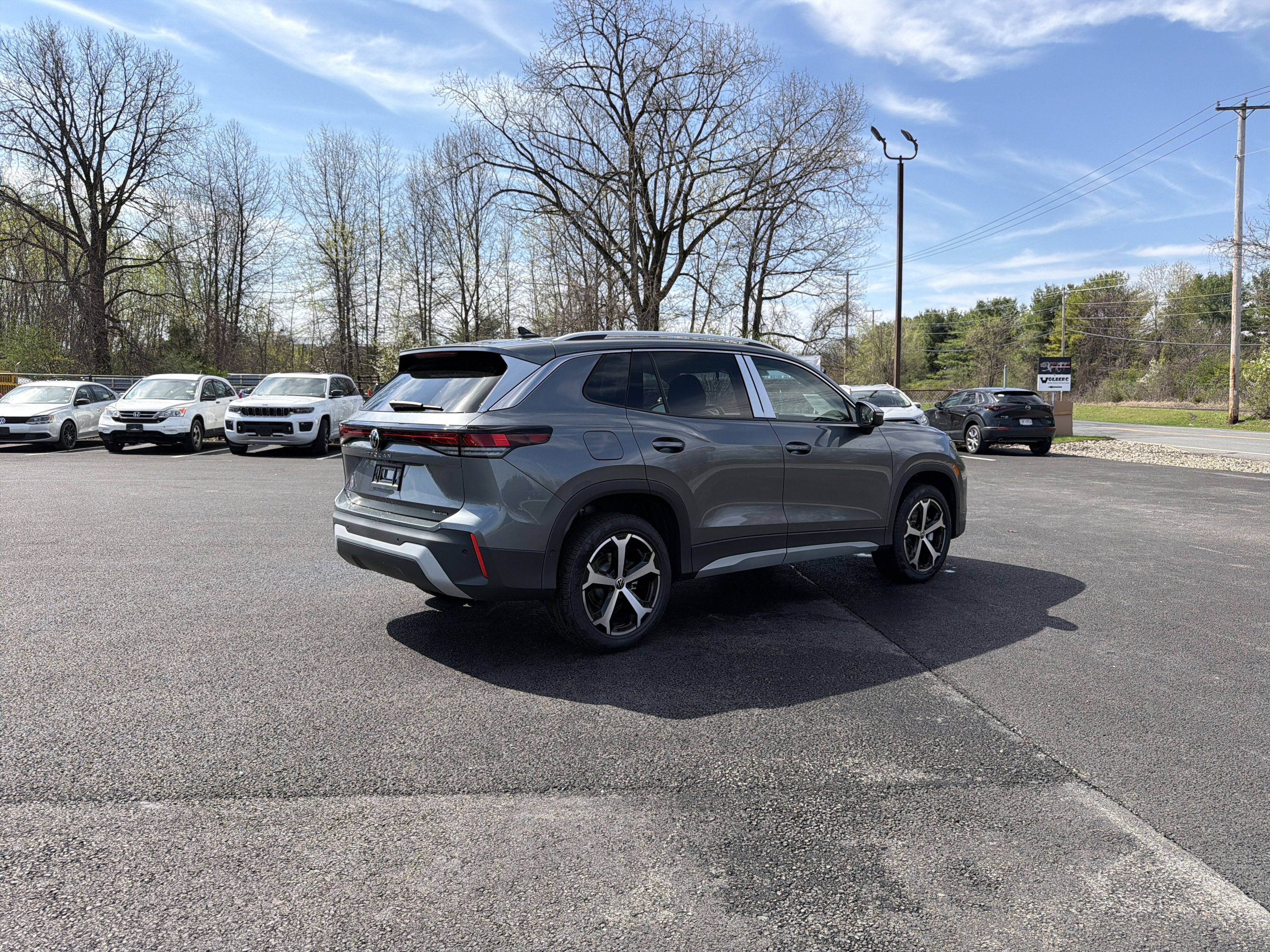 2026 Volkswagen Tiguan 2.0T SE